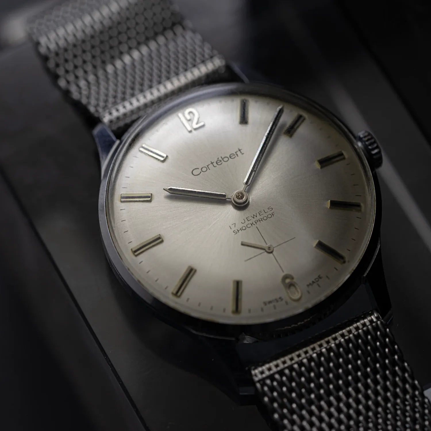 Cortebert Grand Prix Observatoires Men's Dress Vintage Watch – side view alternative angle