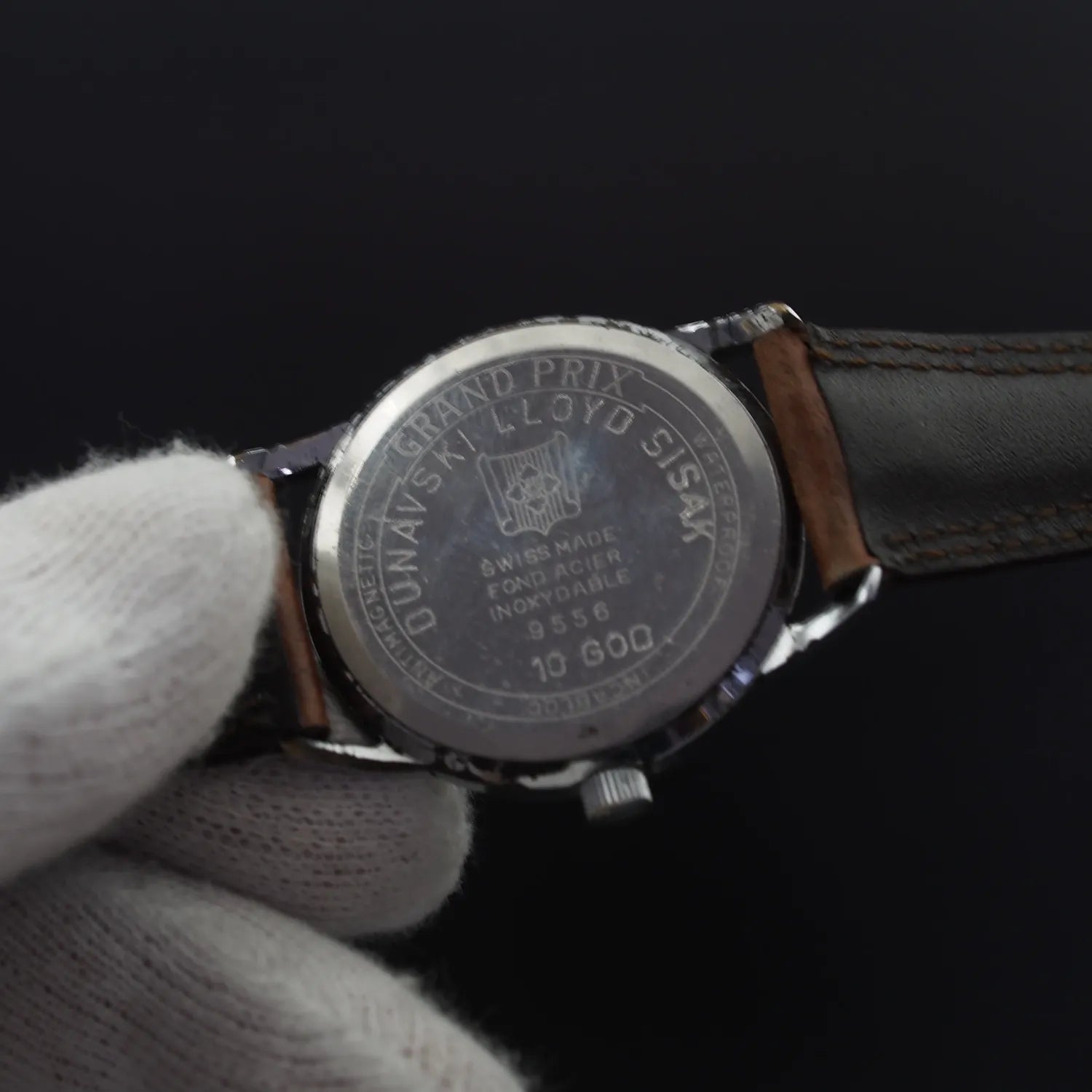 Cortebert Sport Ref. 9556, Cal. 697 – side view alternative angle