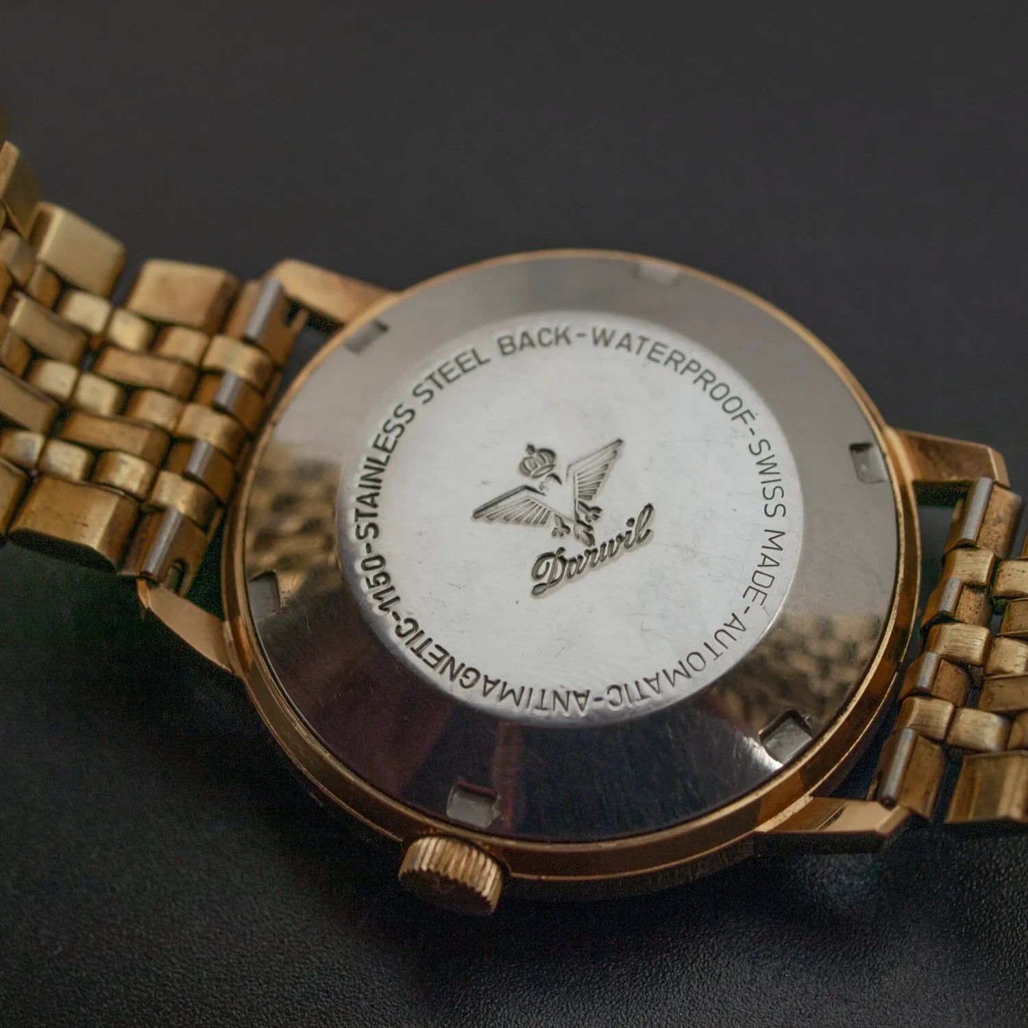 Darwil Automatic Gold Spring Ref. 1150 – dial close-up