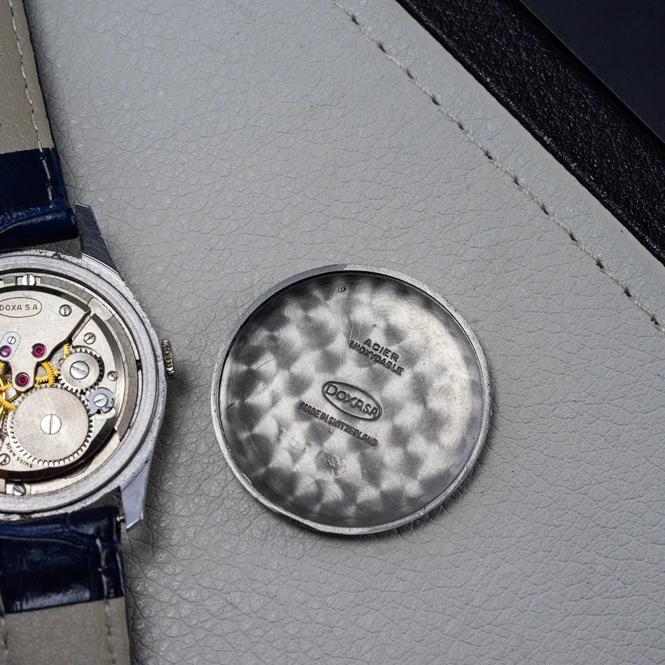 Doxa Cal. 1147 Vintage Men's Watch From 1948 – side view alternative angle
