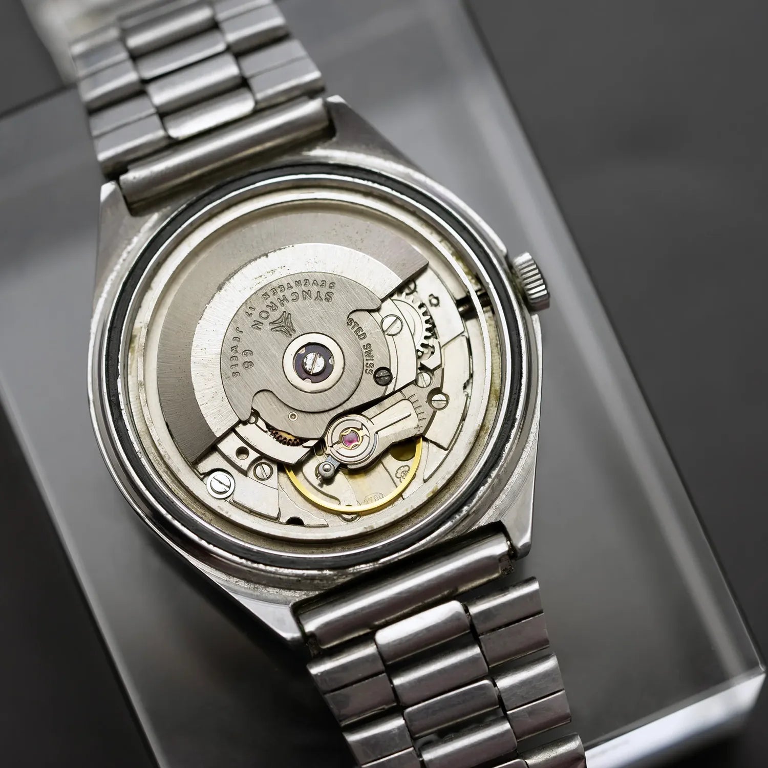 Doxa Conquistador Automatic, Ref. 68-017-56, Cal. ETA 2789 – dial close-up