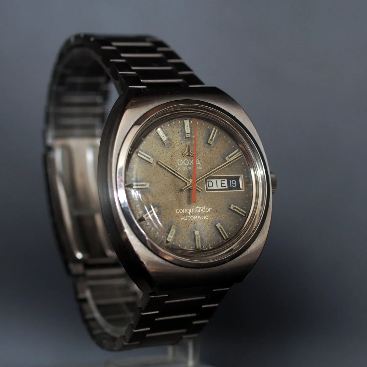Doxa Conquistador Synchron Automatic, Ref. 34.064 – front view