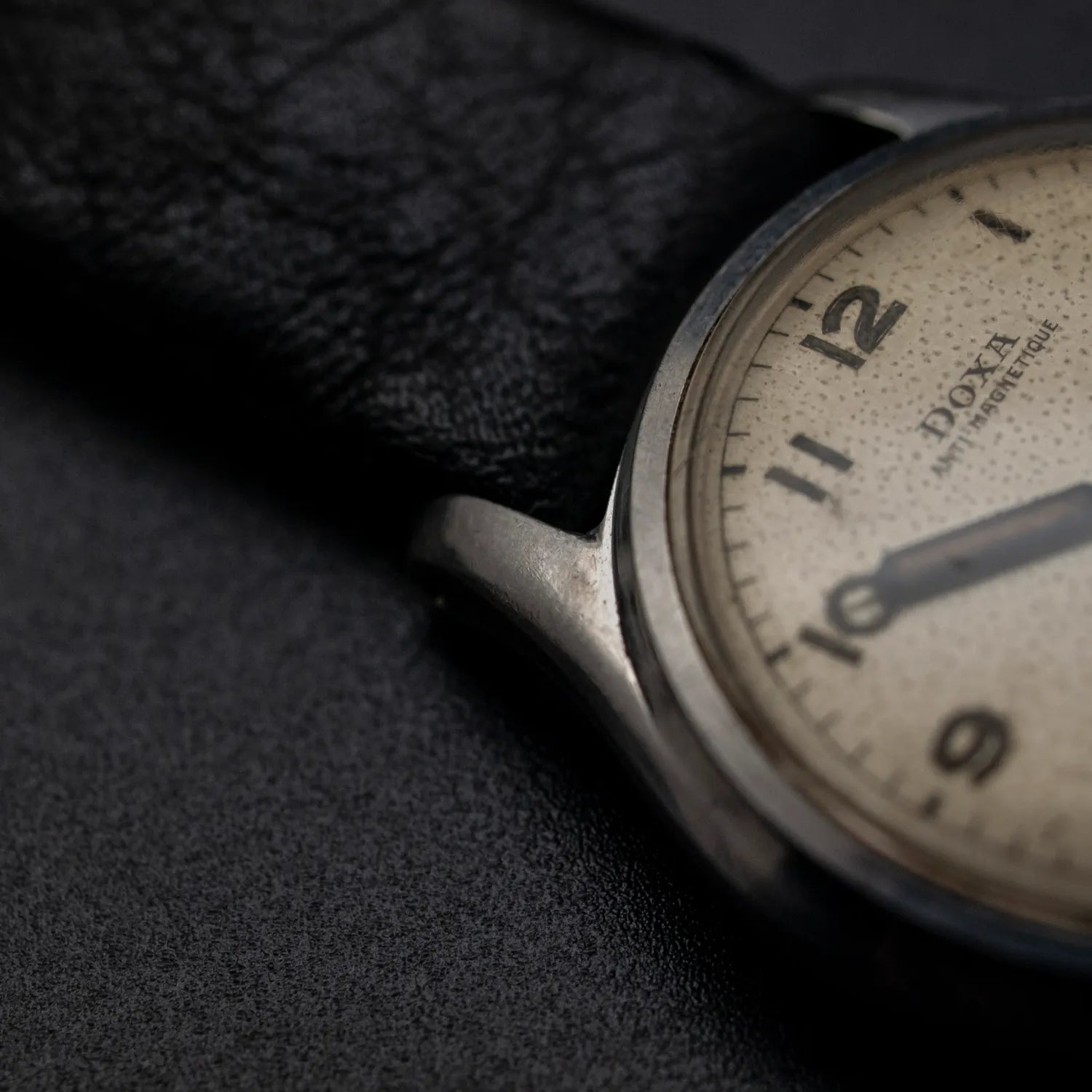 Doxa Military WW2, Stainless Steel Case – back case