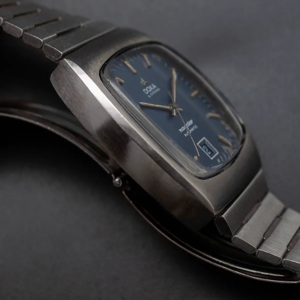 Doxa Navystar Synchron Ref. 34.442 – movement close-up