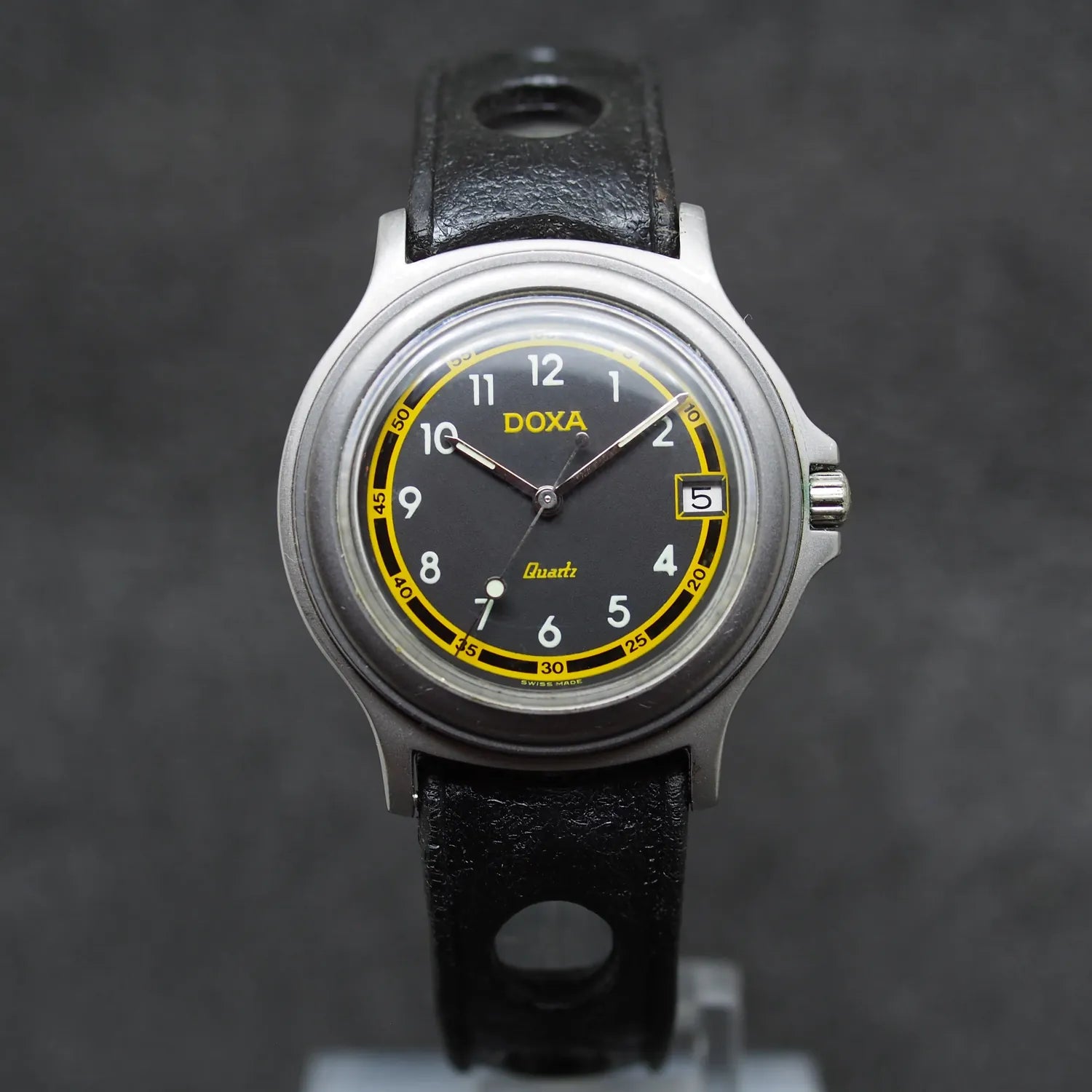 Doxa Ruthenium, Ref 4714 – front view