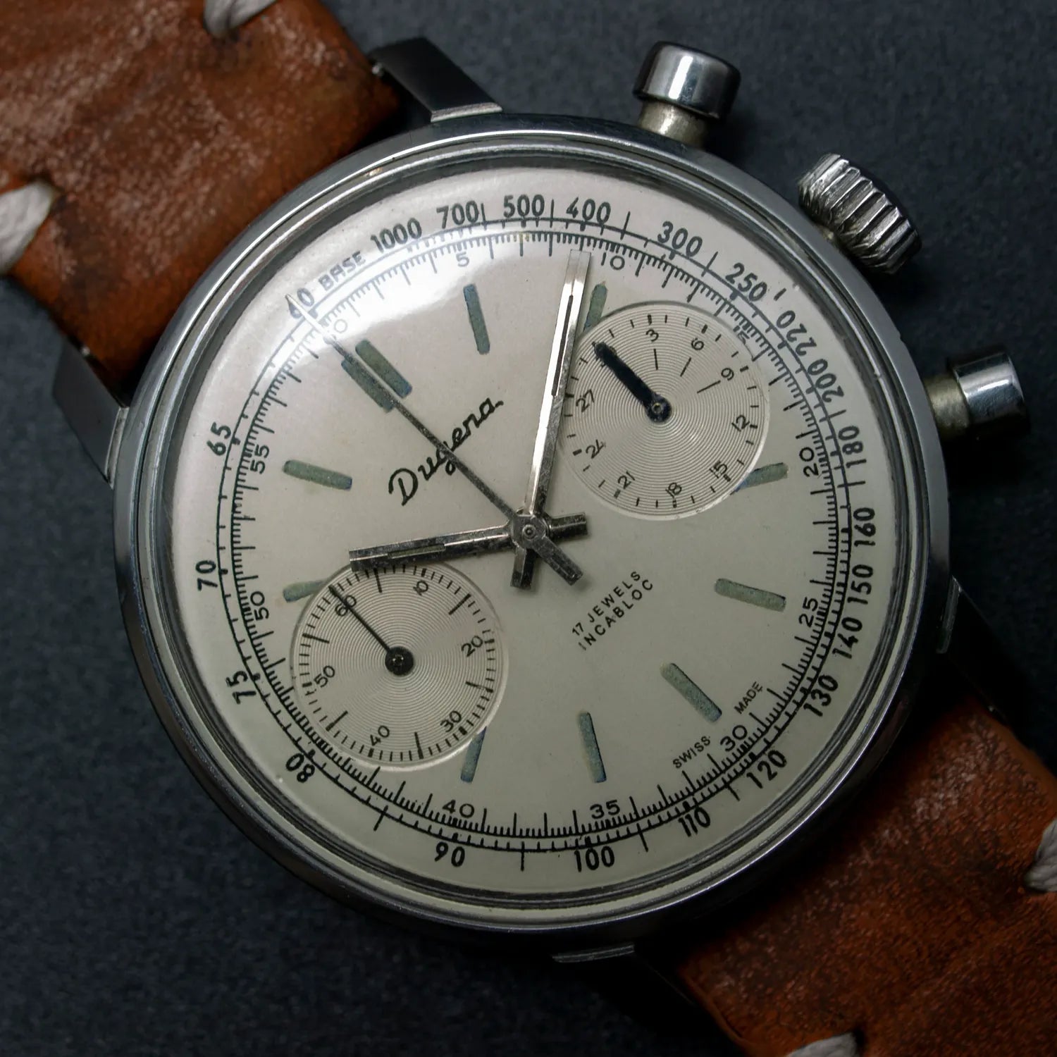 Dugena Chronograph Cal. 7733 – movement close-up