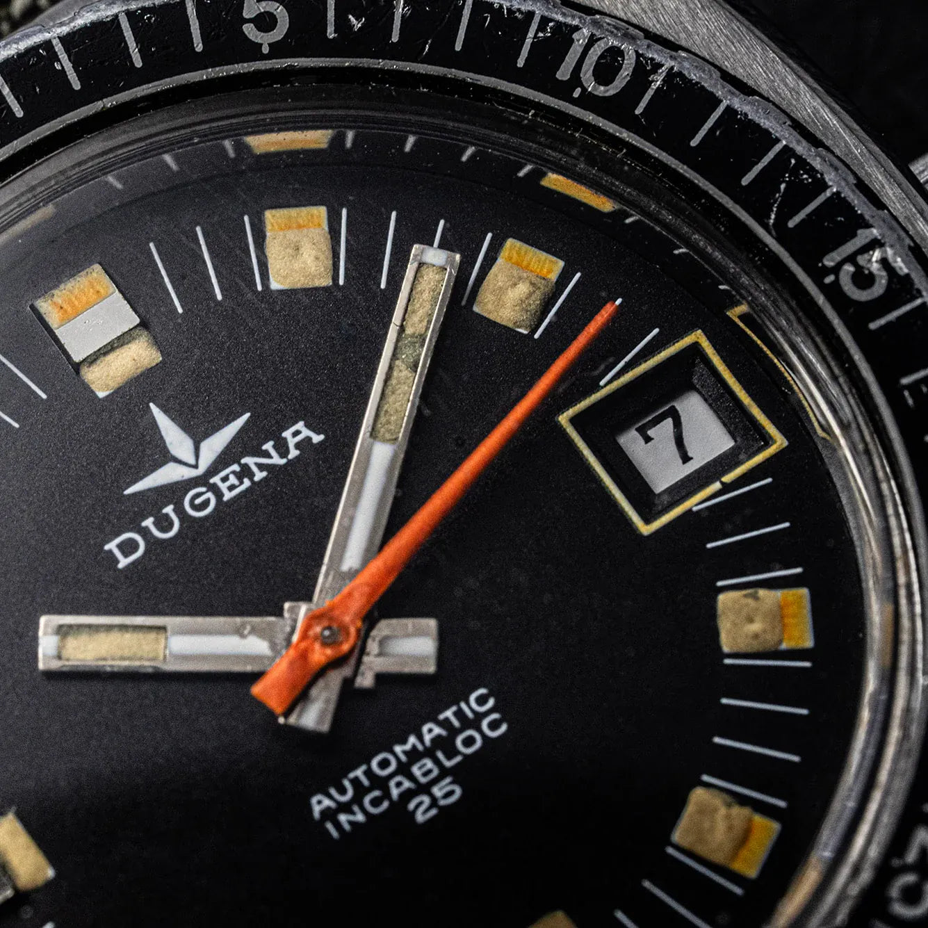 Dugena Vintage Diver 200m Automatic Eta 2783 – movement close-up