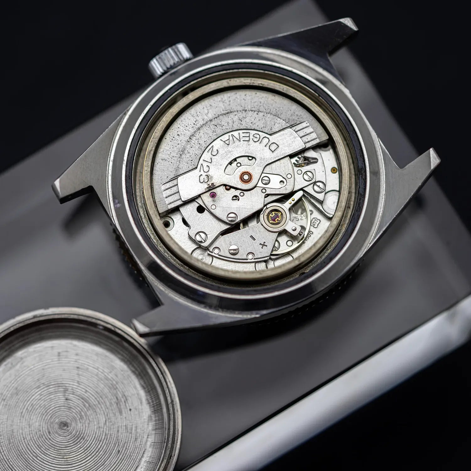 Dugena Watertrip Automatic Diver 200m Cal. 2123 – side view