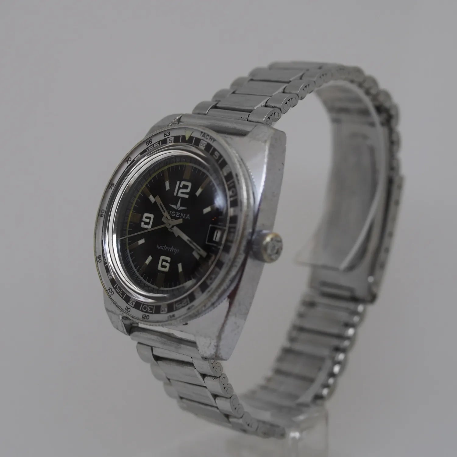 Dugena Watertrip, Cal. 3605 – side view alternative angle
