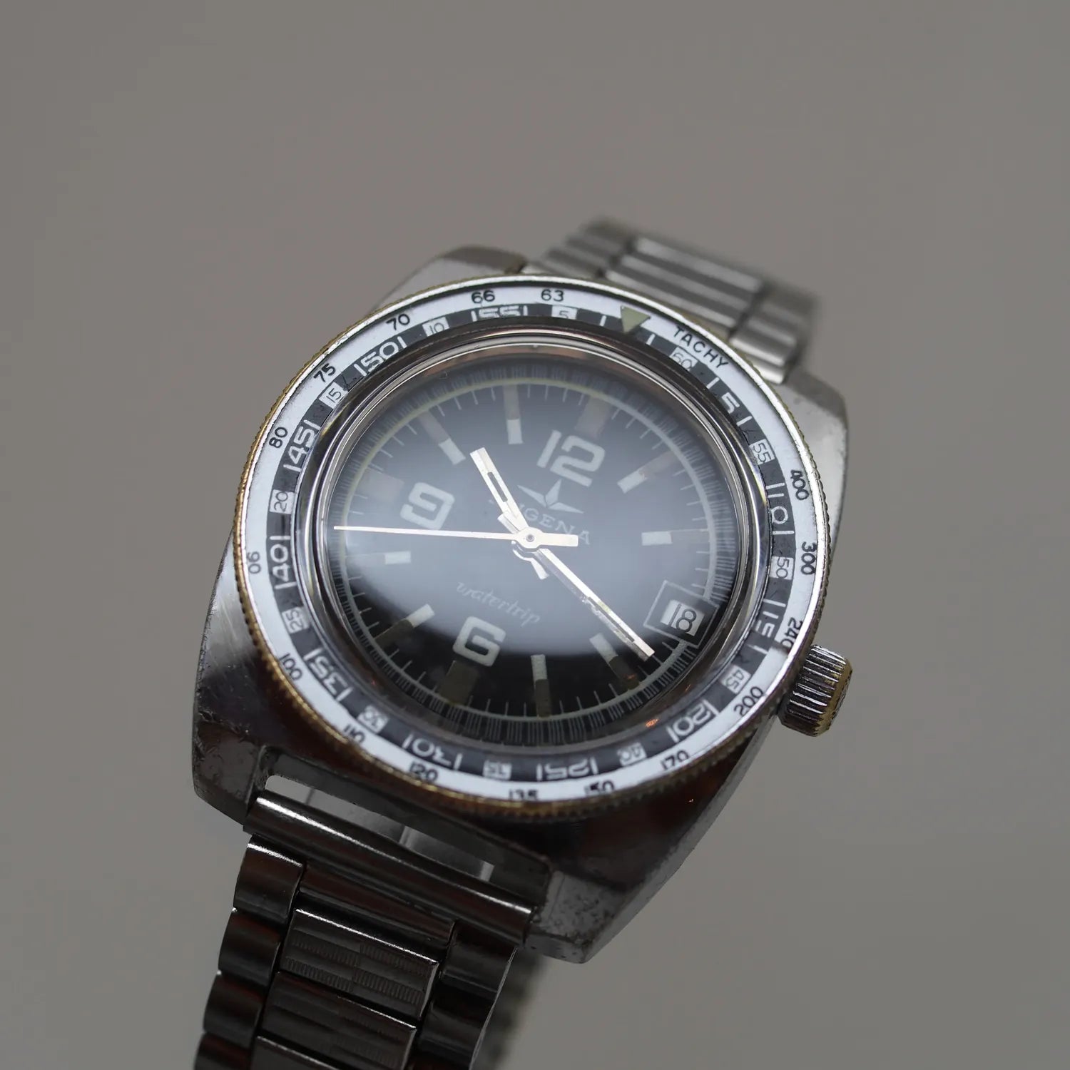 Dugena Watertrip, Cal. 3605 – front view
