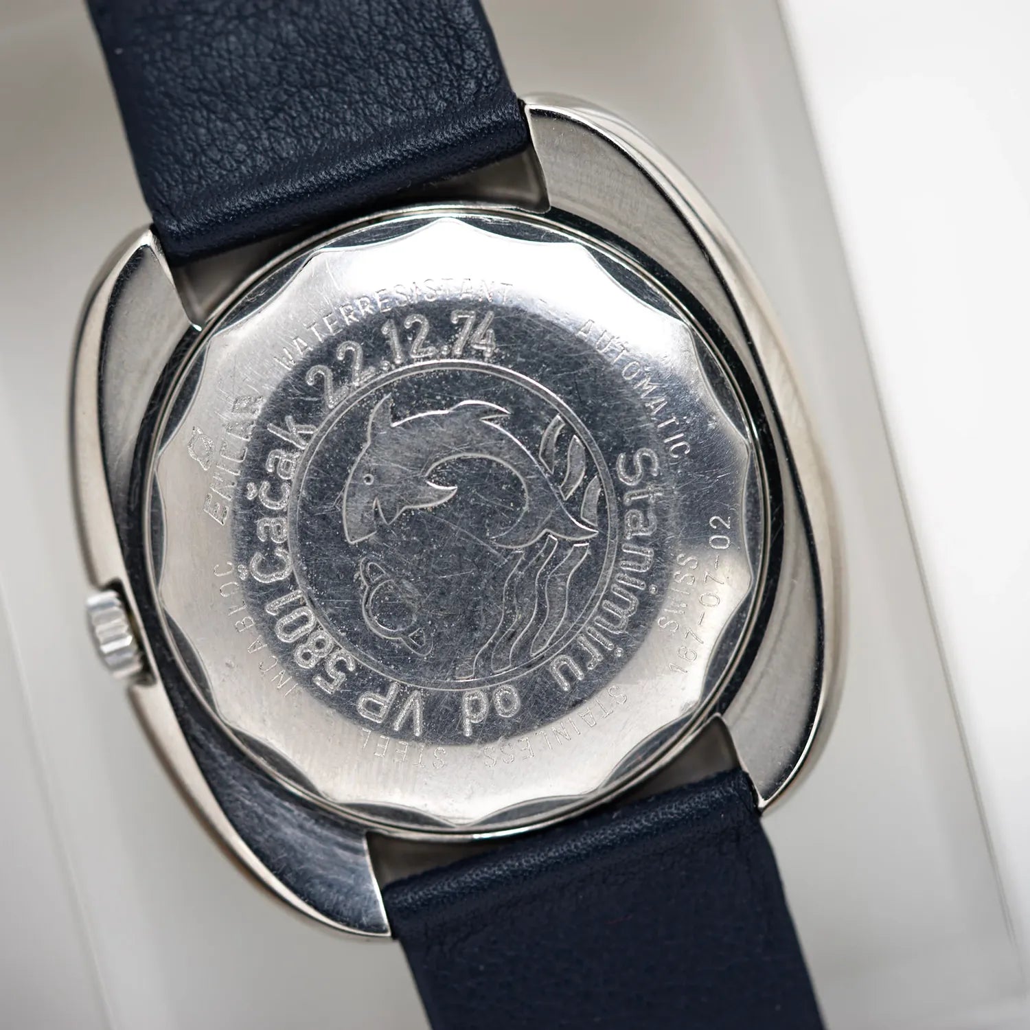 Enicar Automatic Ref. 167.07.02 – side view alternative angle