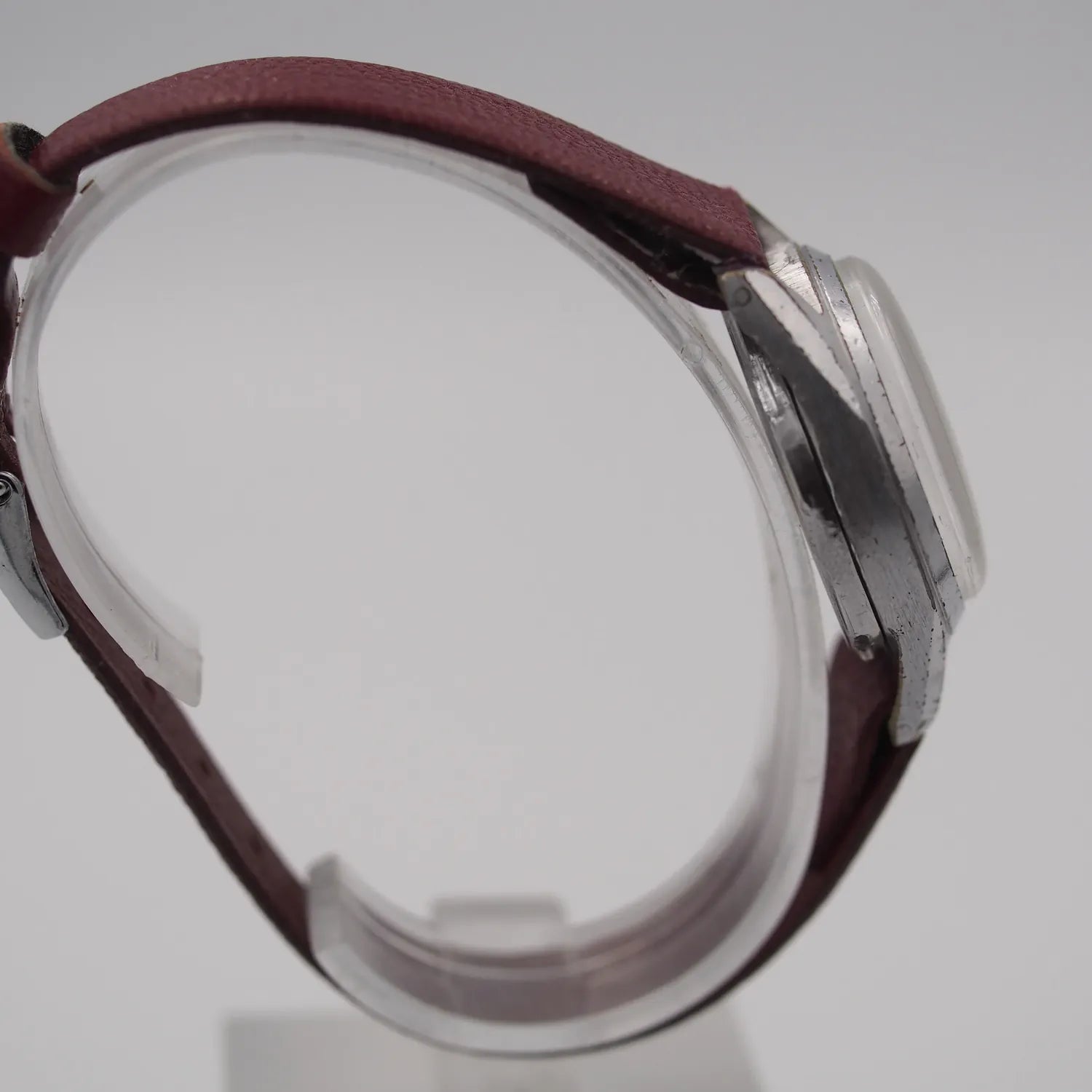 Eresco Military – movement close-up