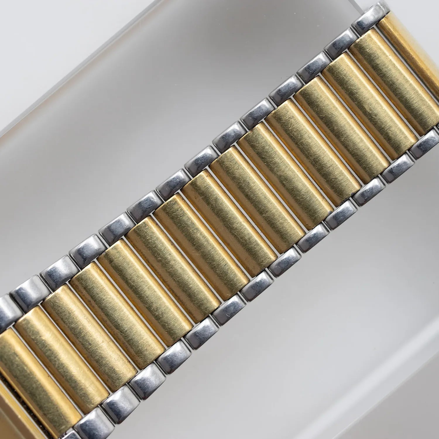 Favre-Leuba Geneve Ref. 2651-53 Men's Dress Watch – movement close-up