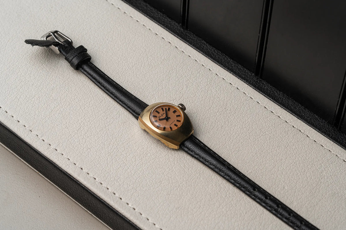 Glashutte, Cal. GUB 09-20, Women’s Manual Wind top view