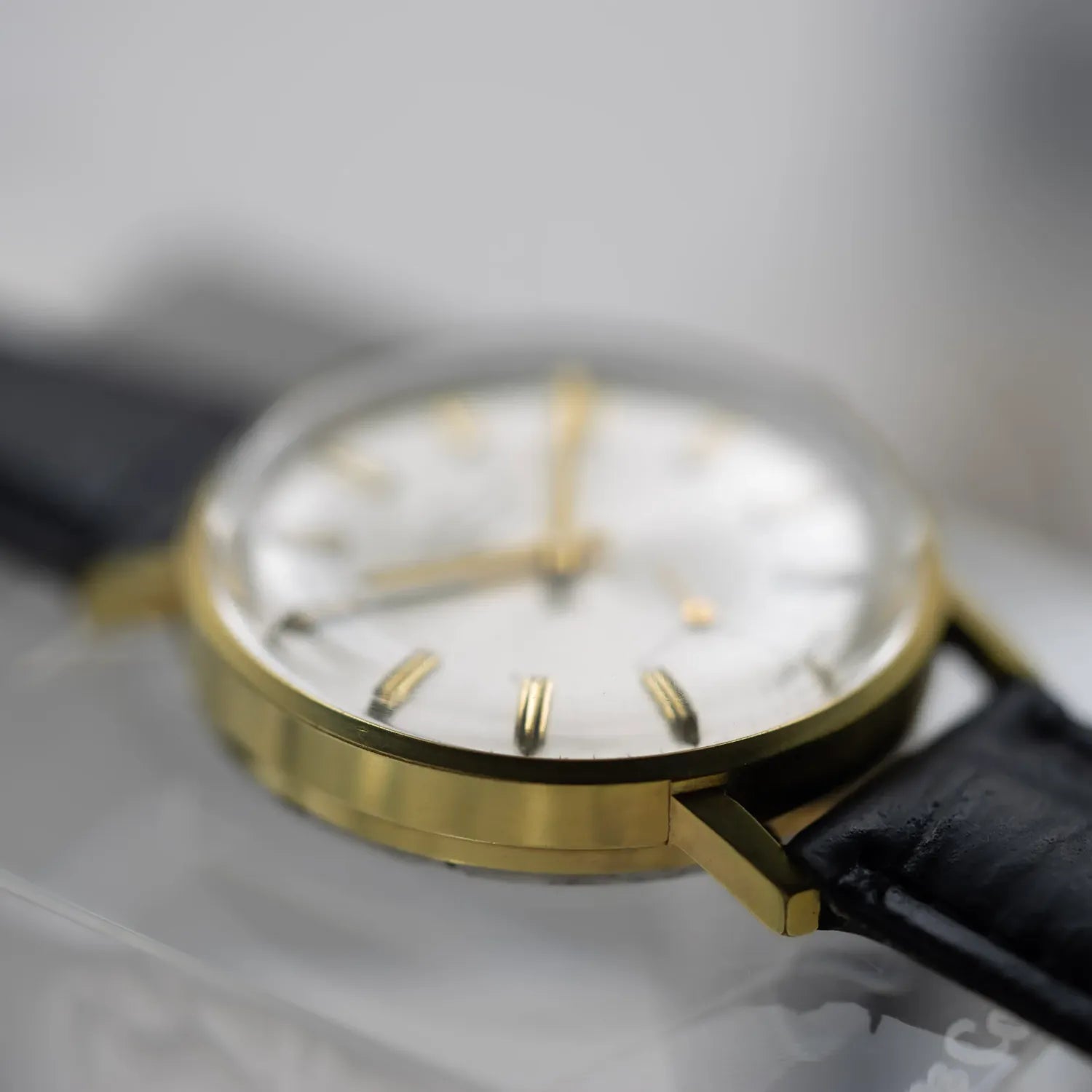 Helvetia Allround Vintage Men's Watch – side view