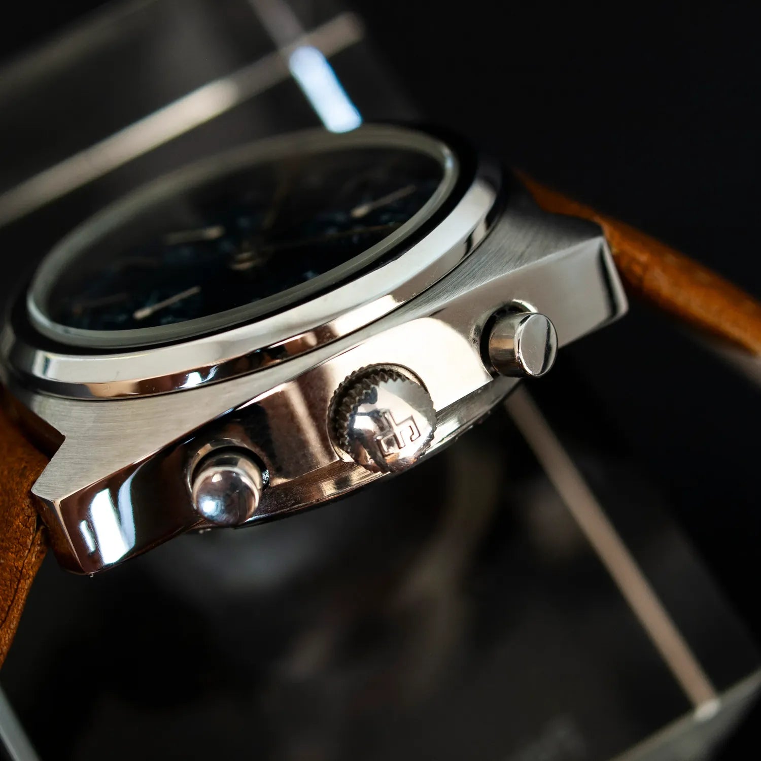 Helvetia Chronograph Ref.07.7750.0001.30, Cal. 7750 – side view