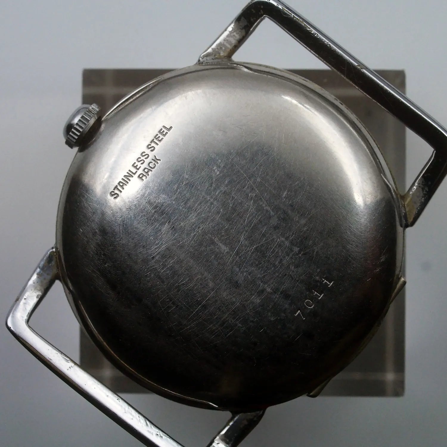 Helvetia Pilot Ref. 7011, Cal. 80c – back case