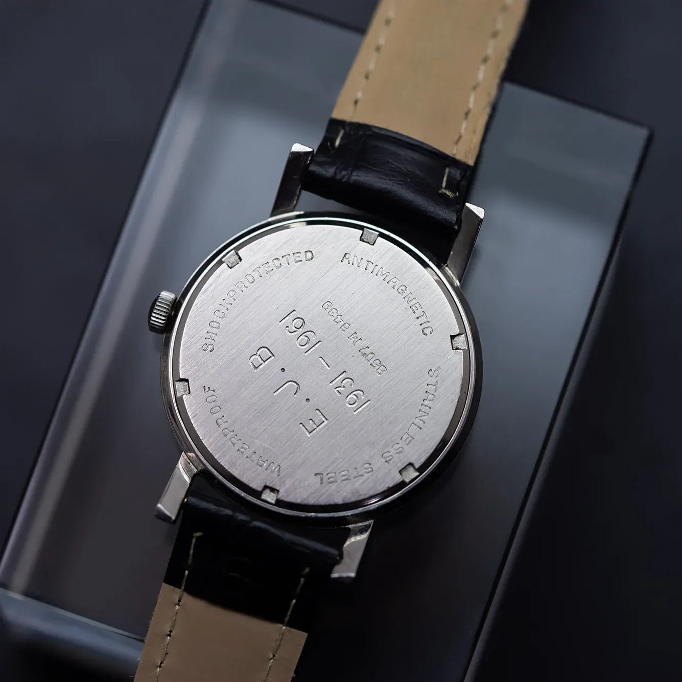 J. W. Benson London – movement close-up