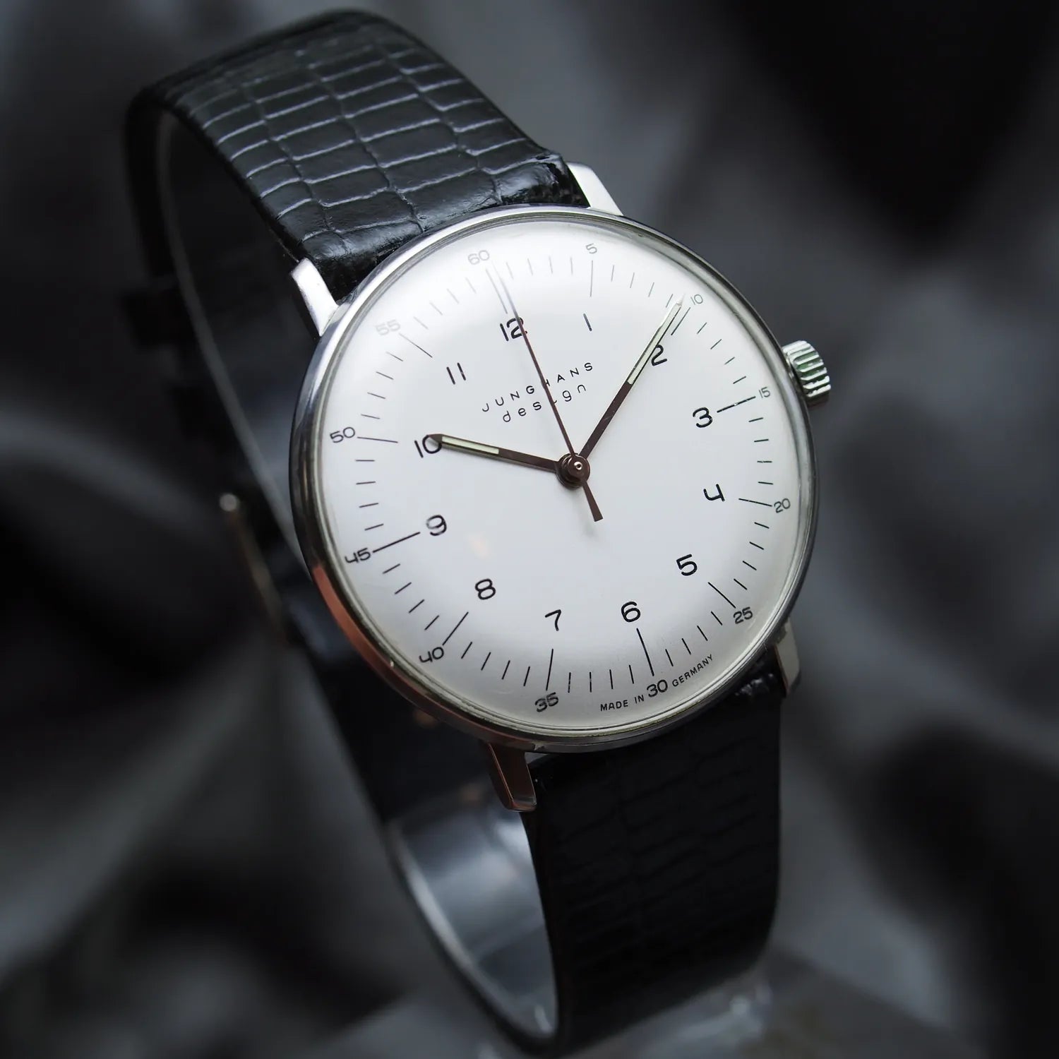 Junghans Max Bill Ref. 27.3701 802 – side view alternative angle