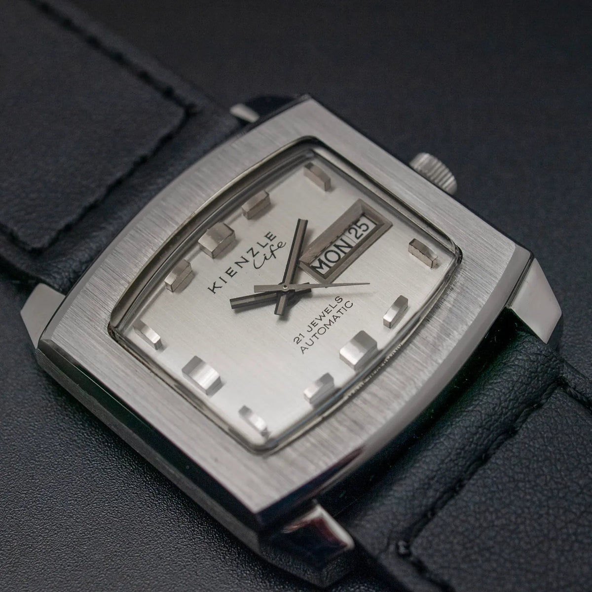 Kienzle Life Automatic – movement close-up