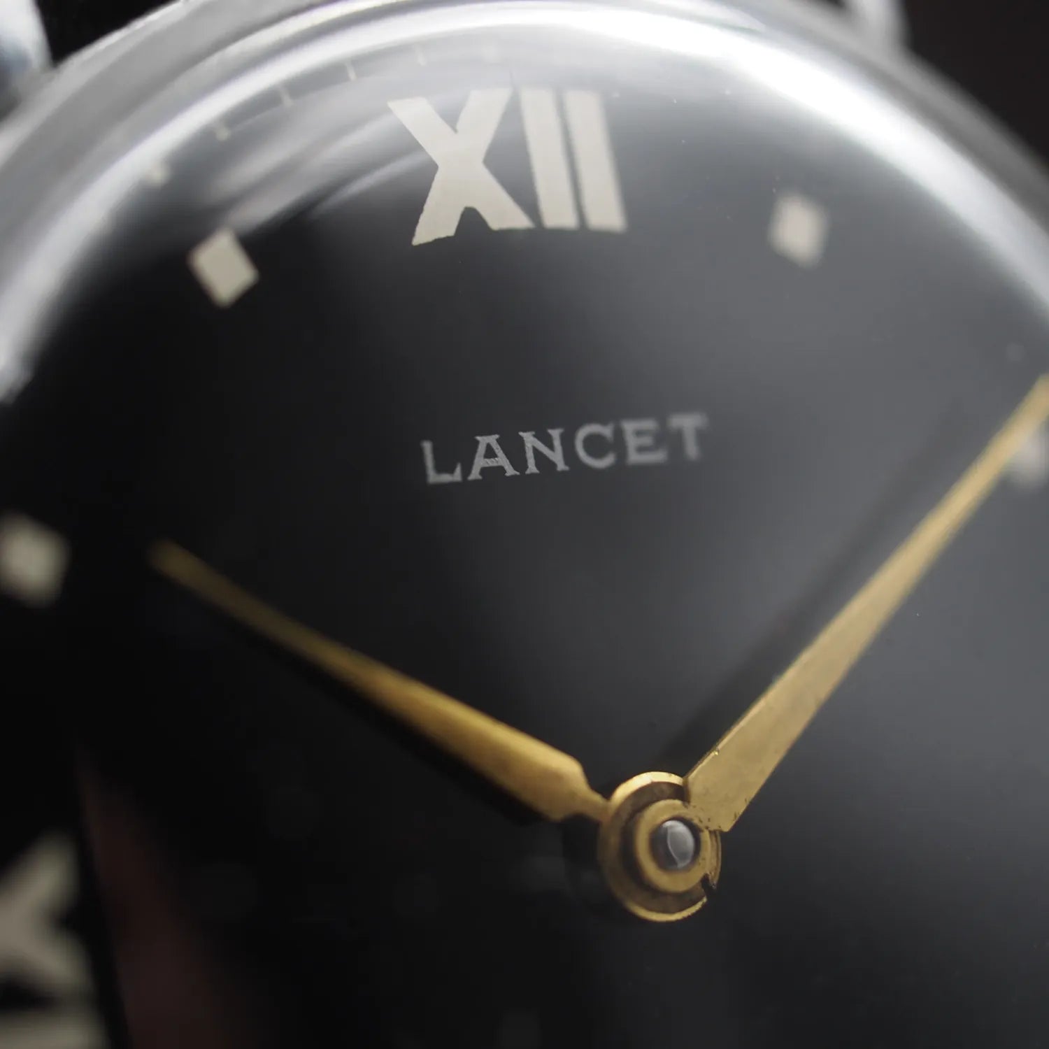 Lancet Oversize – dial close-up