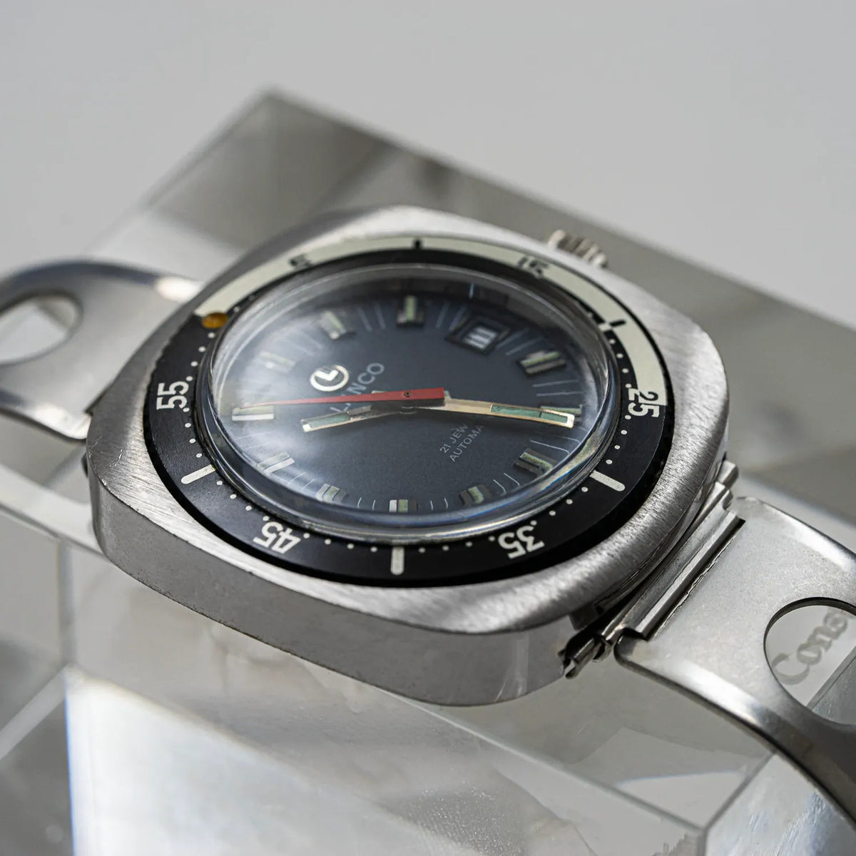 Lanco Diver Automatic Vintage Men's Watch – side view alternative angle