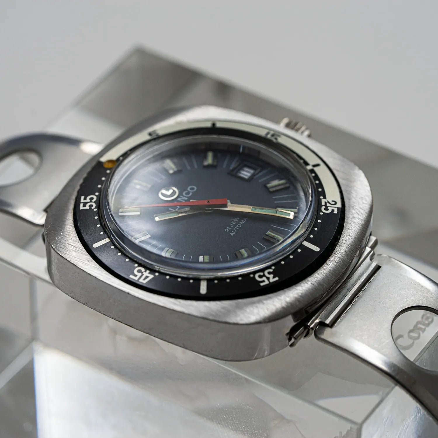 Lanco Diver Automatic Vintage Men's Watch – side view alternative angle