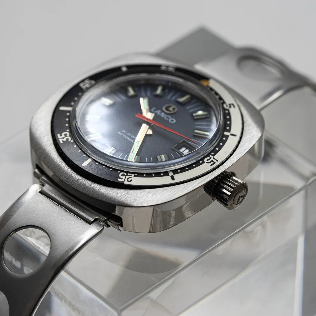 Lanco Diver Automatic Vintage Men's Watch – movement close-up