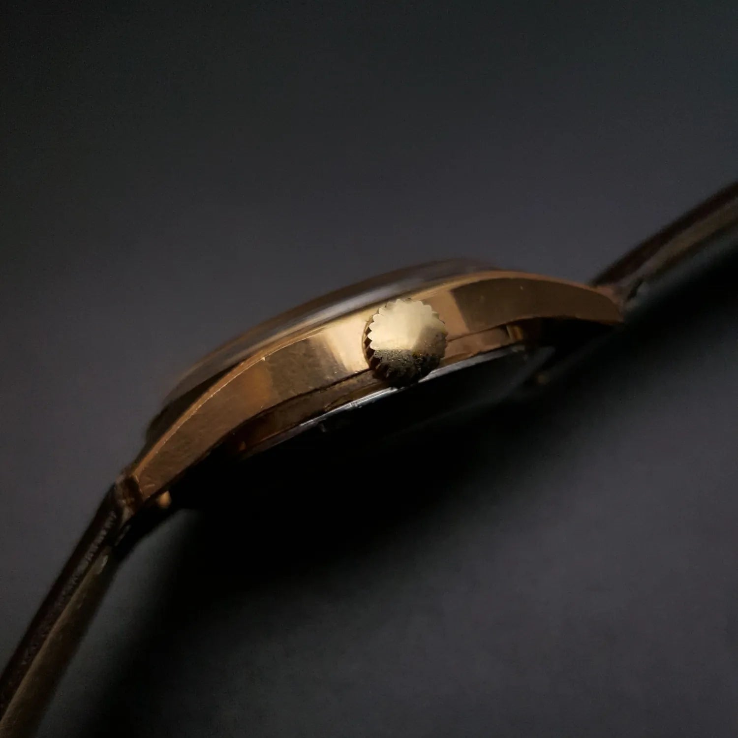 Lanco Ref. 53010, Cal 2481 – side view alternative angle