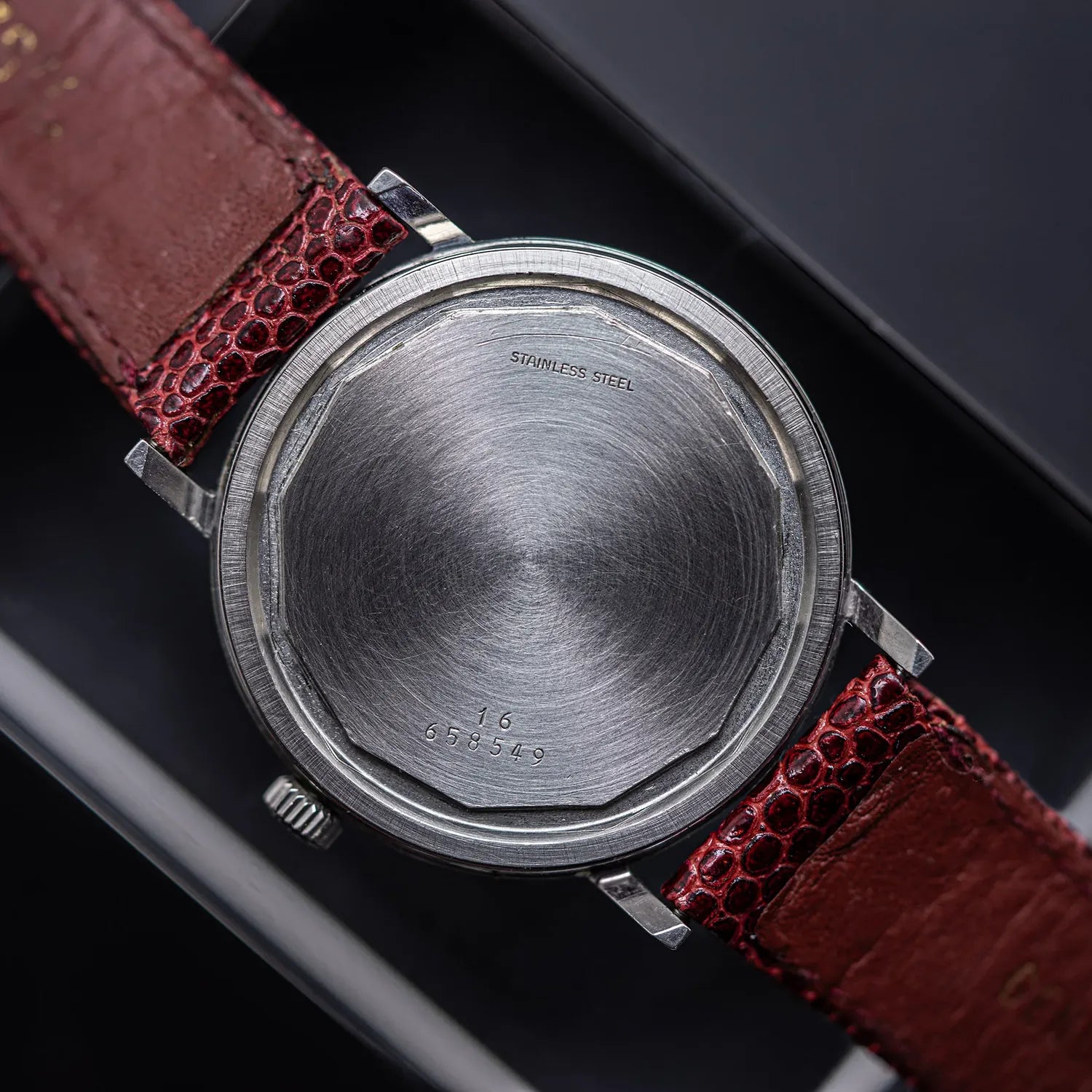 Longines Conquest Ref. 1505 1 Cal. 6952 – strap detail