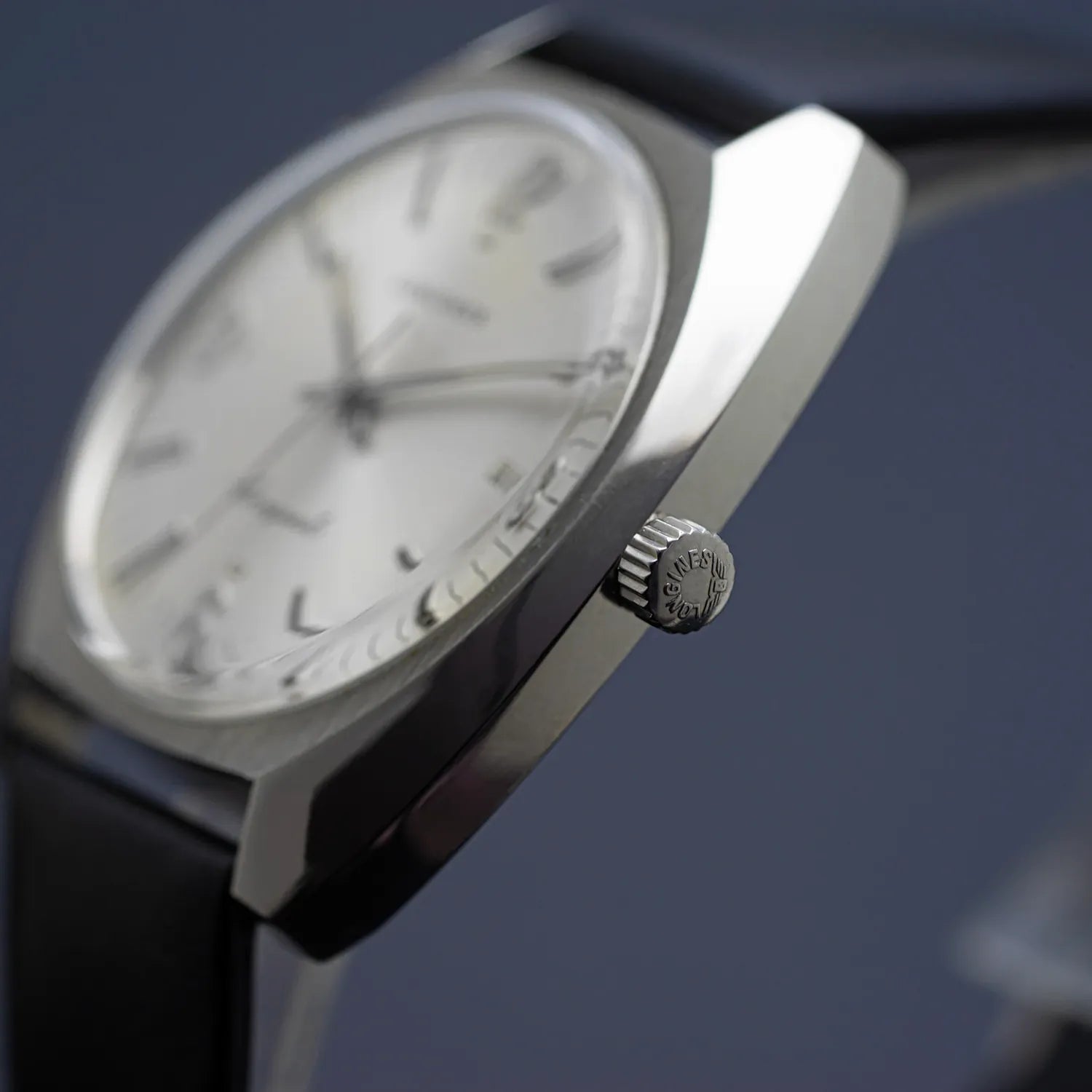 Longines Conquest Ref. 1558-2 Cal. 6942 – side view