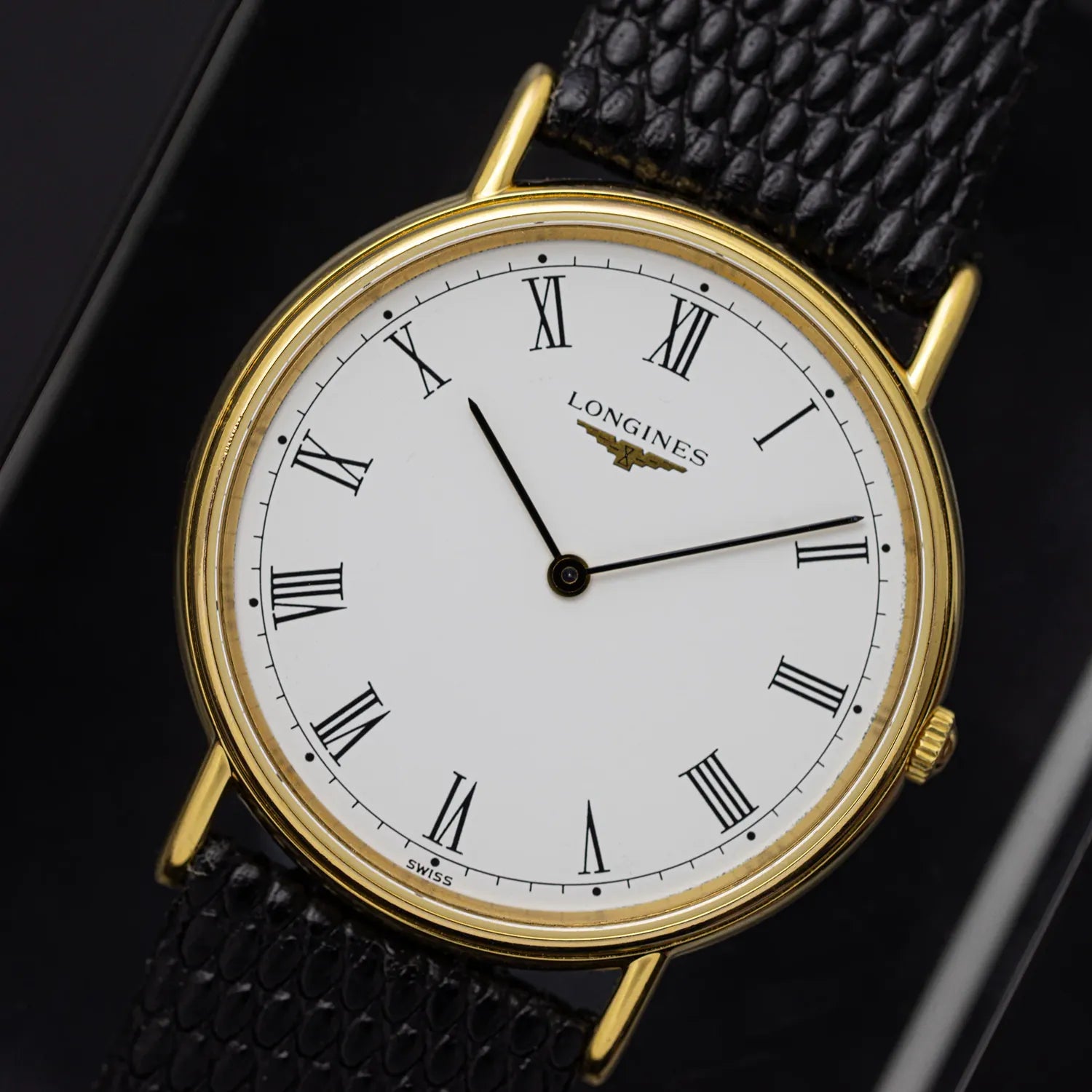 Longines L4.637.2 White Dial – dial close-up