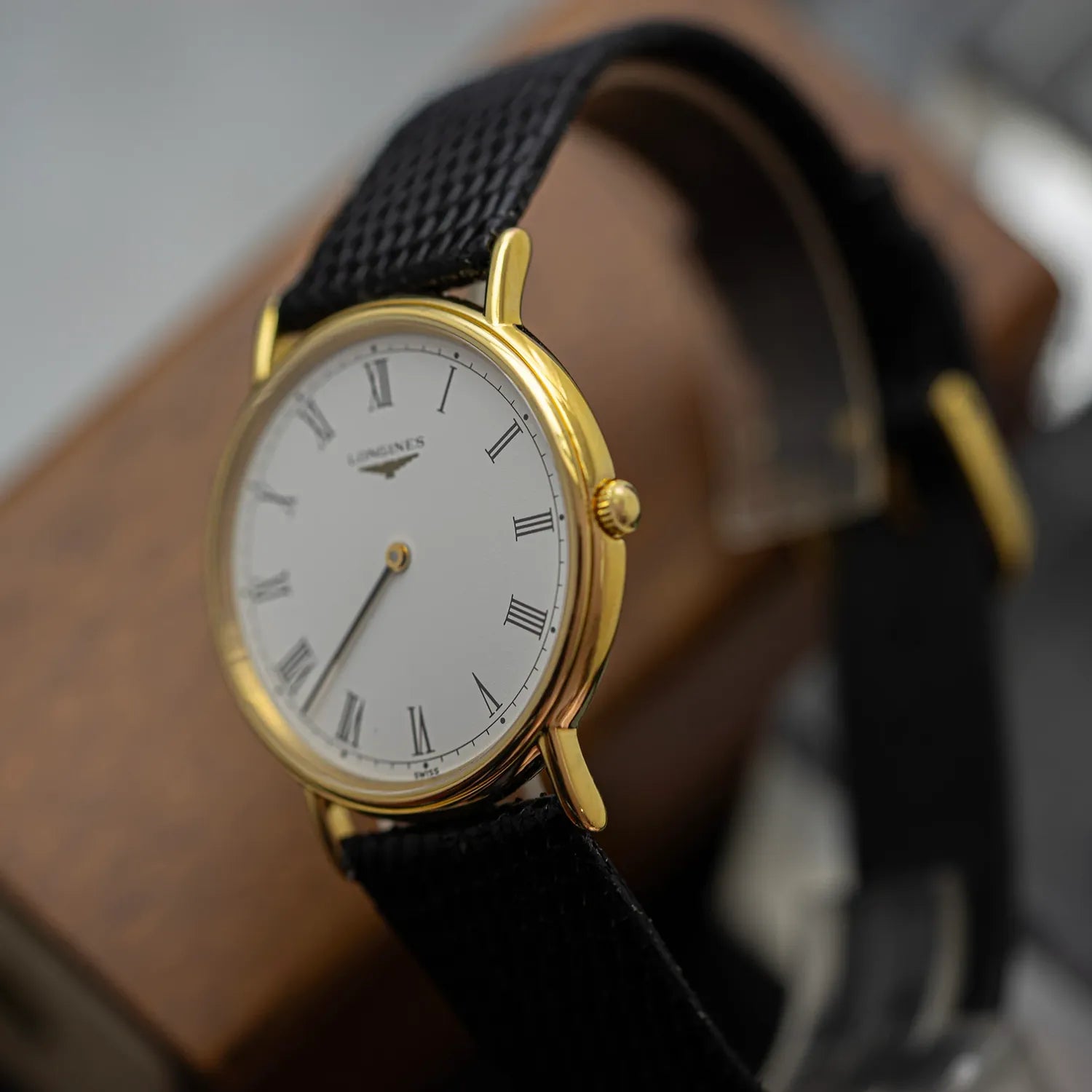Longines L4.637.2 White Dial – side view alternative angle