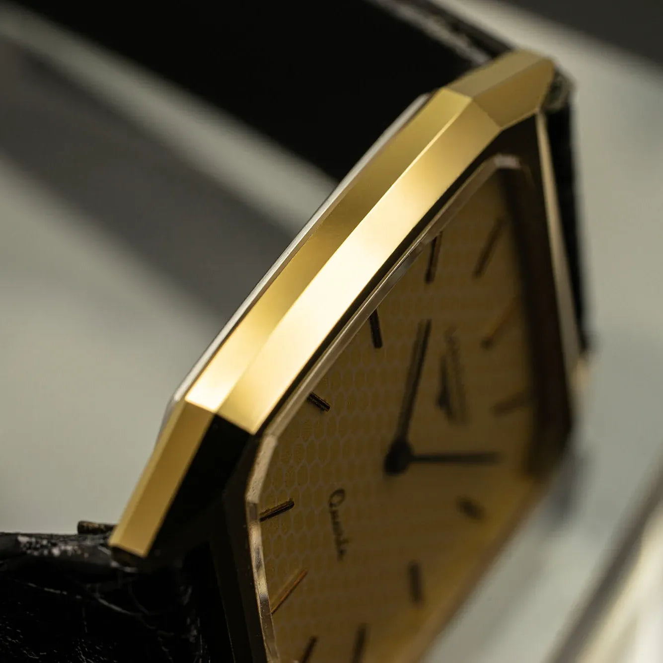 Longines Tank Quartz – dial close-up