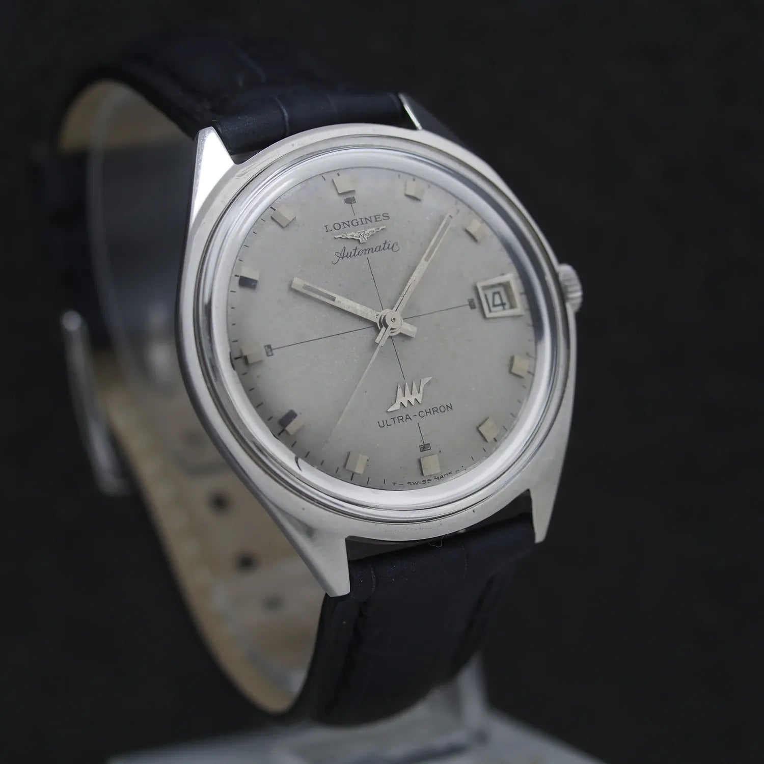 Longines Ultra - Chron Automatic, Ref. 7951-2 – dial macro detail