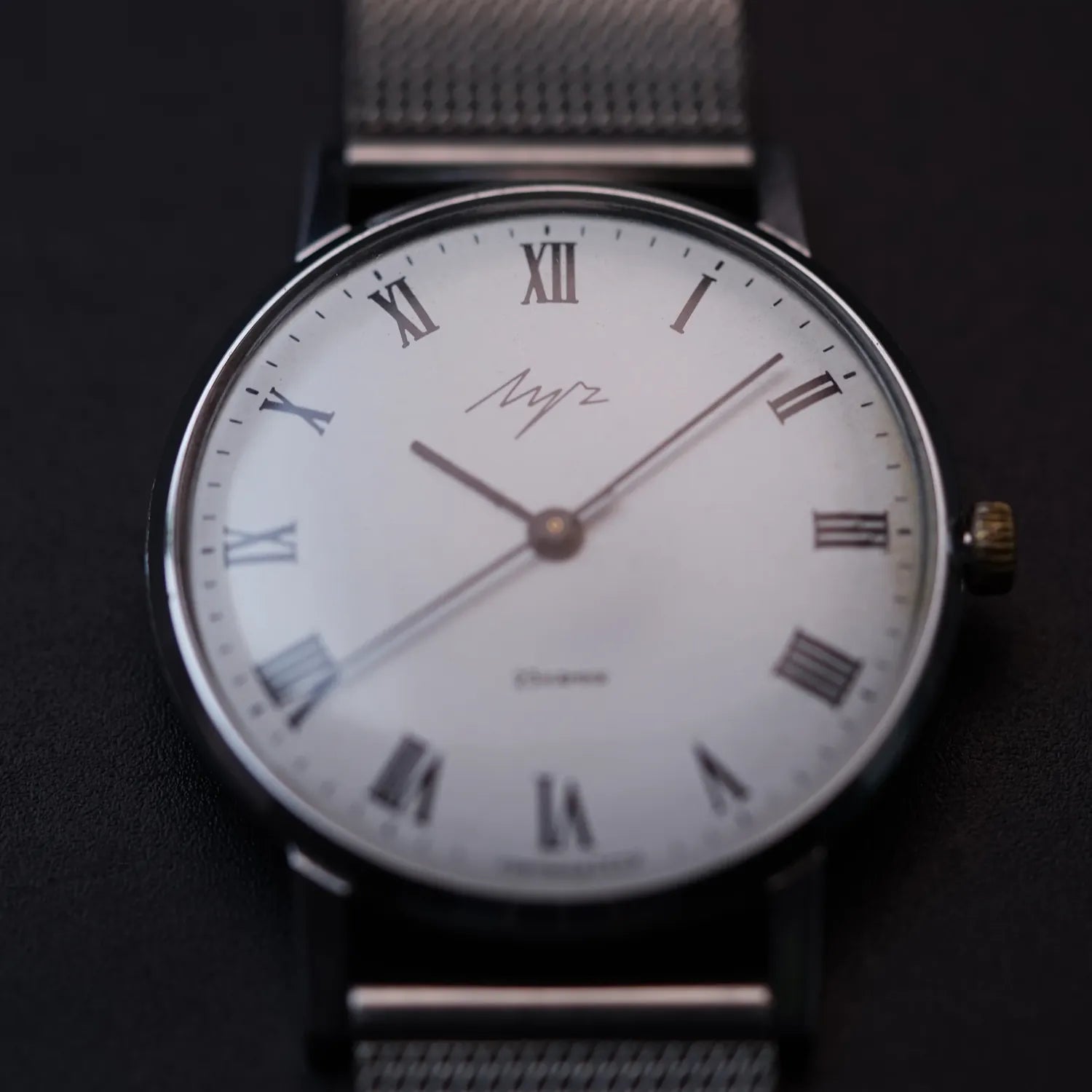 Luch Roman Monochrome Cal. 2209 23 Jewels – dial close-up
