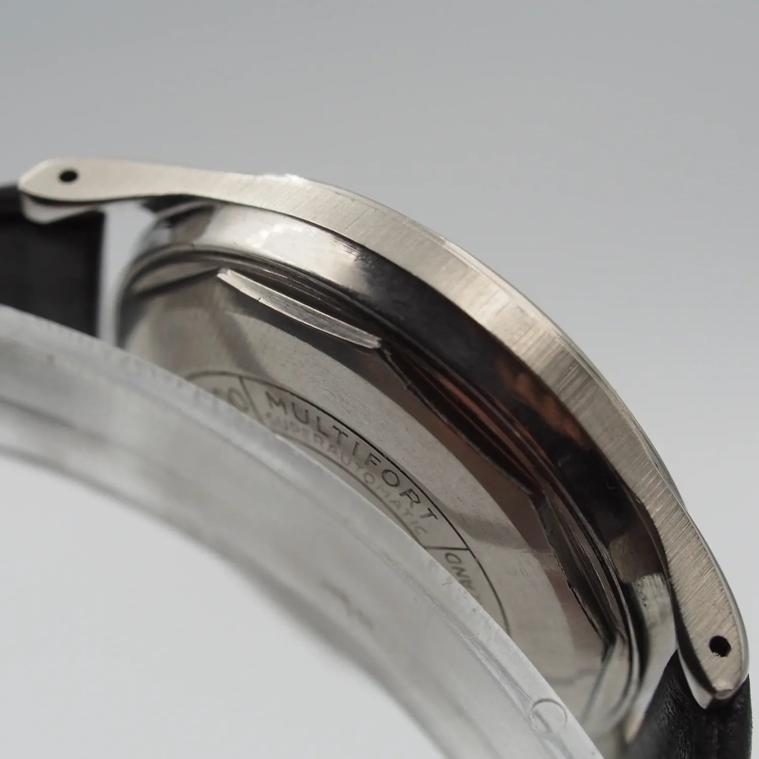 Mido Multifort Superautomatic Powerwind Cal. 917p – back case
