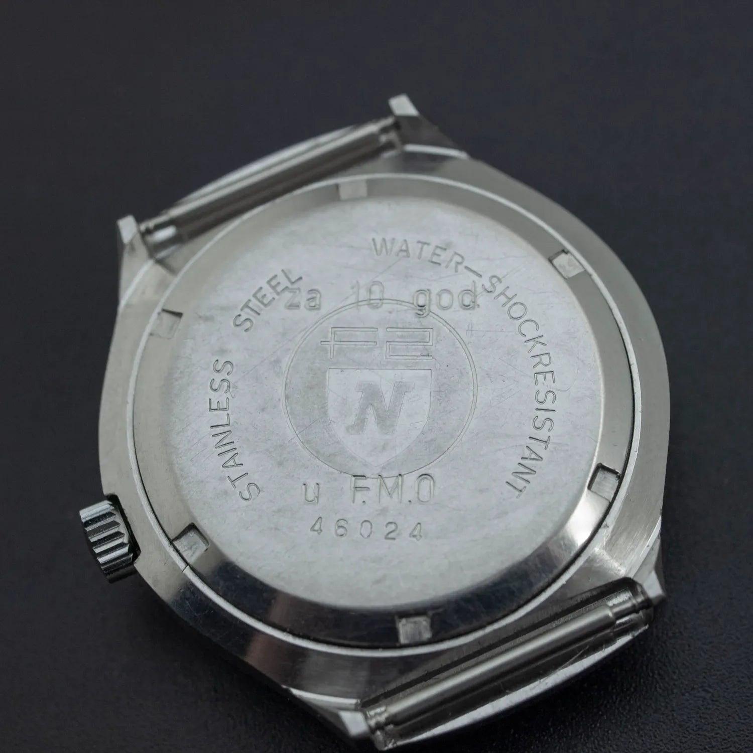 Nivada F2 Ref. 46024 – side view alternative angle