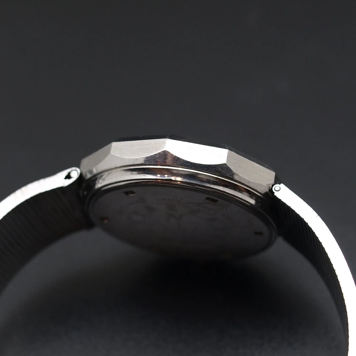 Nivada GLX Automatic Anniversary Ref. 68032, Cal. 2892 – side view