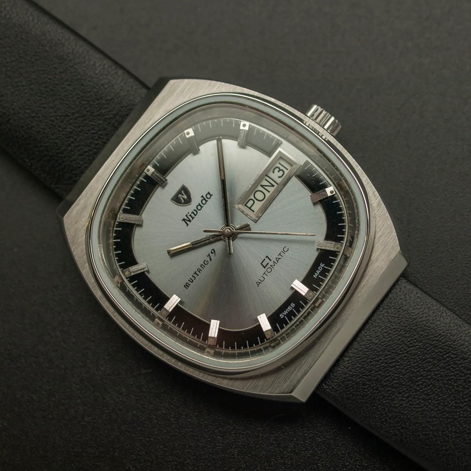 Nivada Mustang 79 C1 Automatic Ref. 68057 – front view
