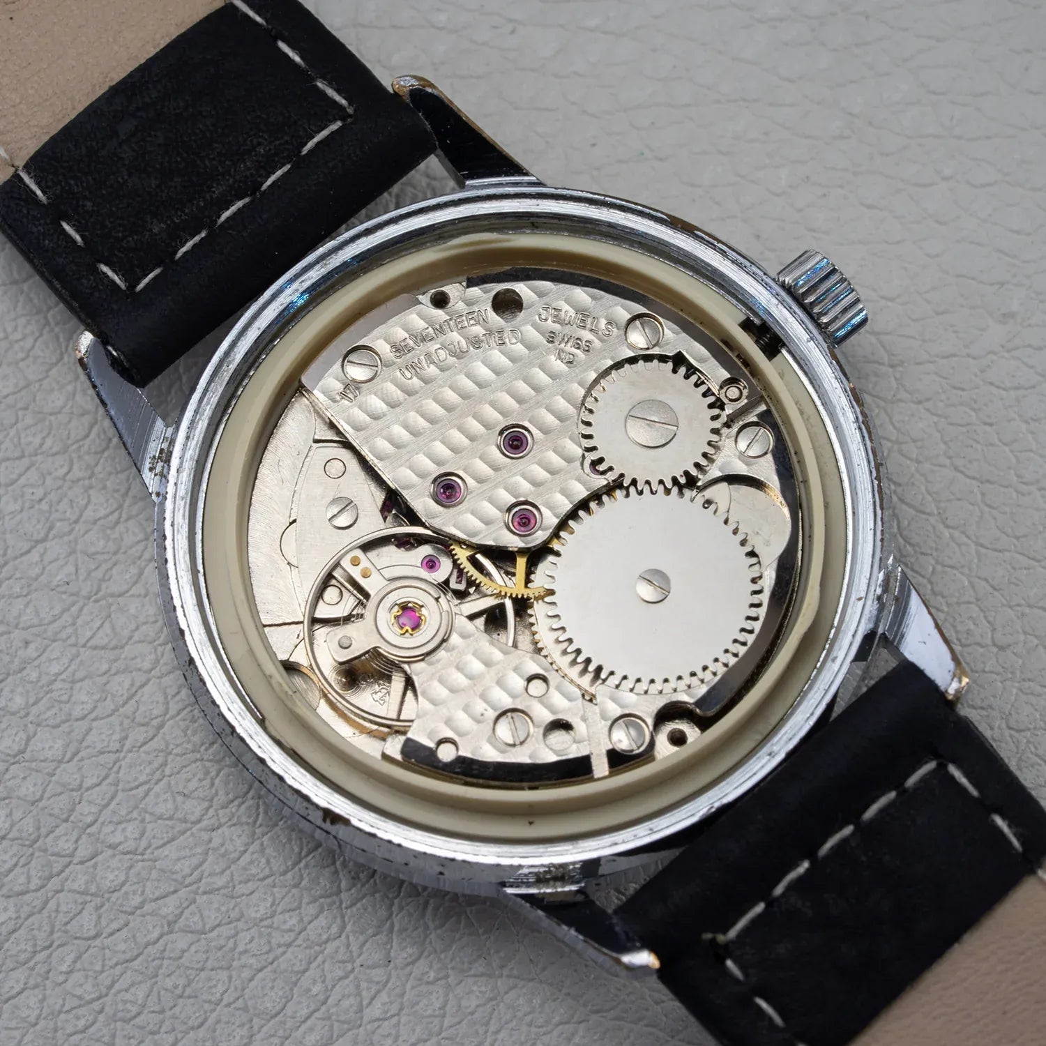 Nivada Ref. 36110 Cal. FE 140 C – side view alternative angle