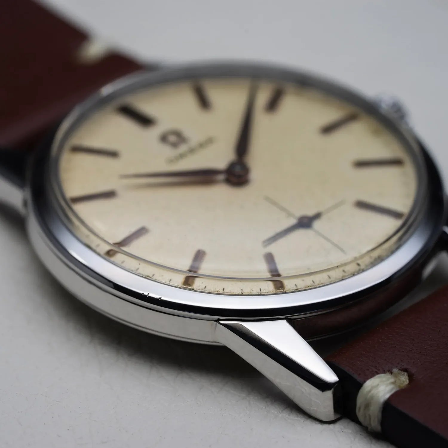 Omega 14391-61 Cal. 268 – side view alternative angle
