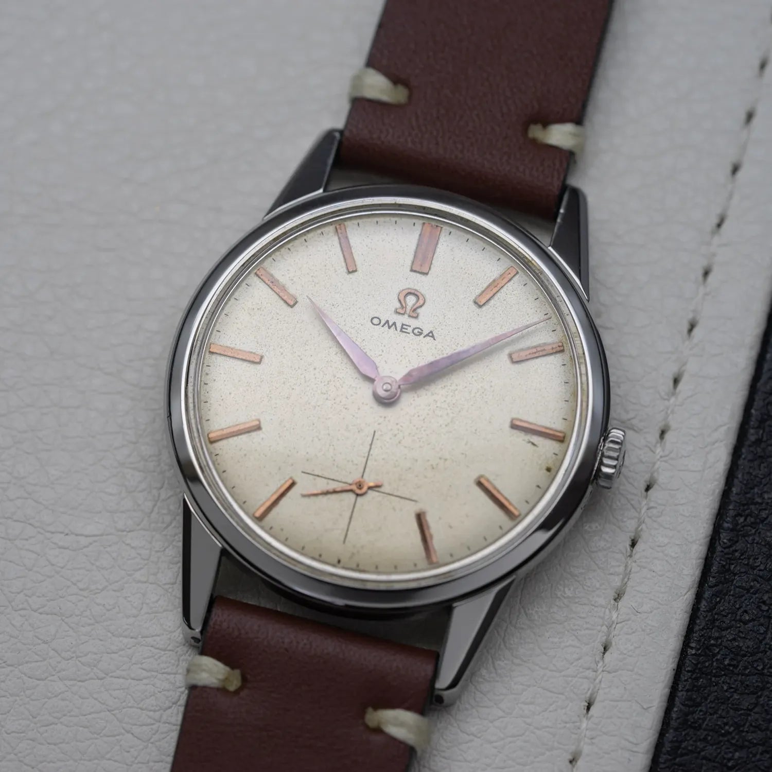 Omega 14391-61 Cal. 268 – front view