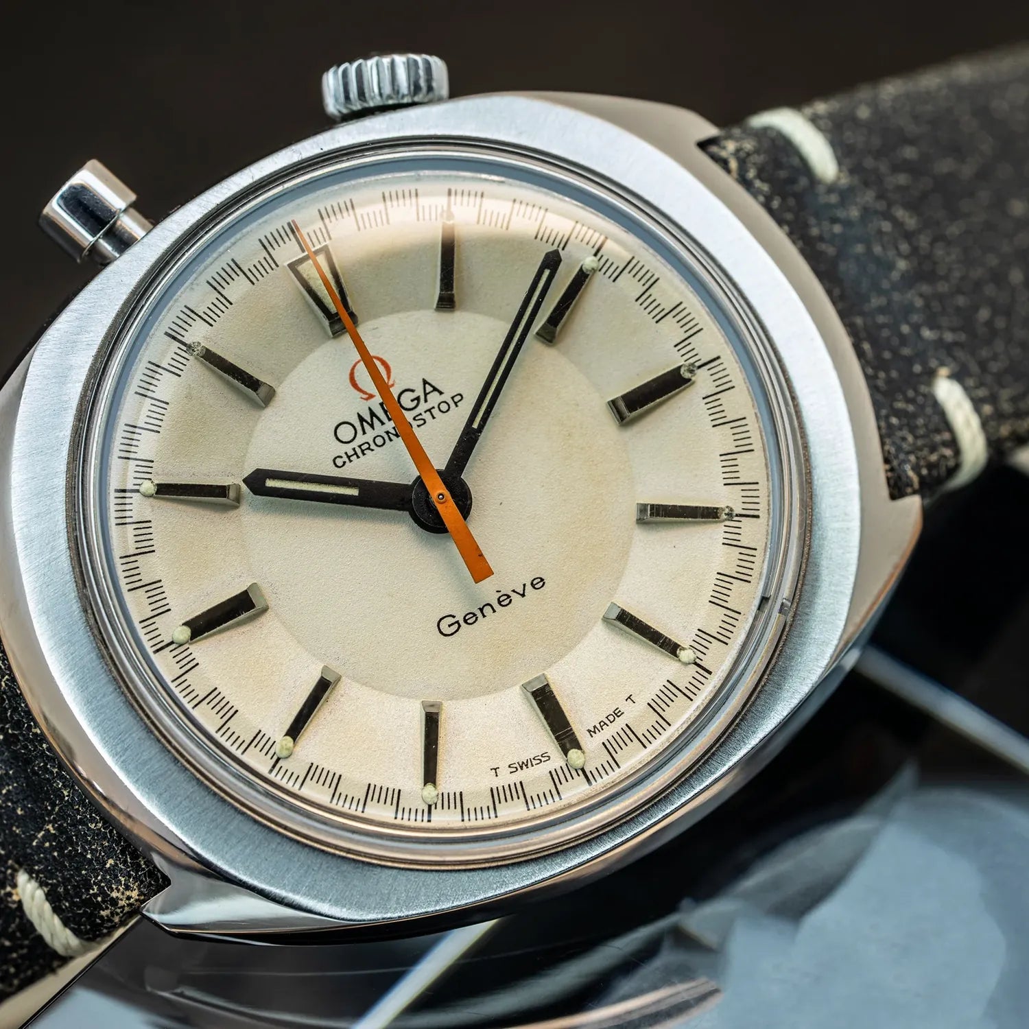 Omega Chronostop 145.010 – front view