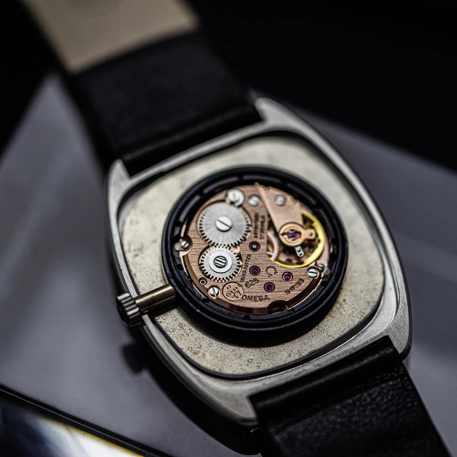 Omega De Ville Men Ref. 111.0139 Cal. 625 – side view alternative angle