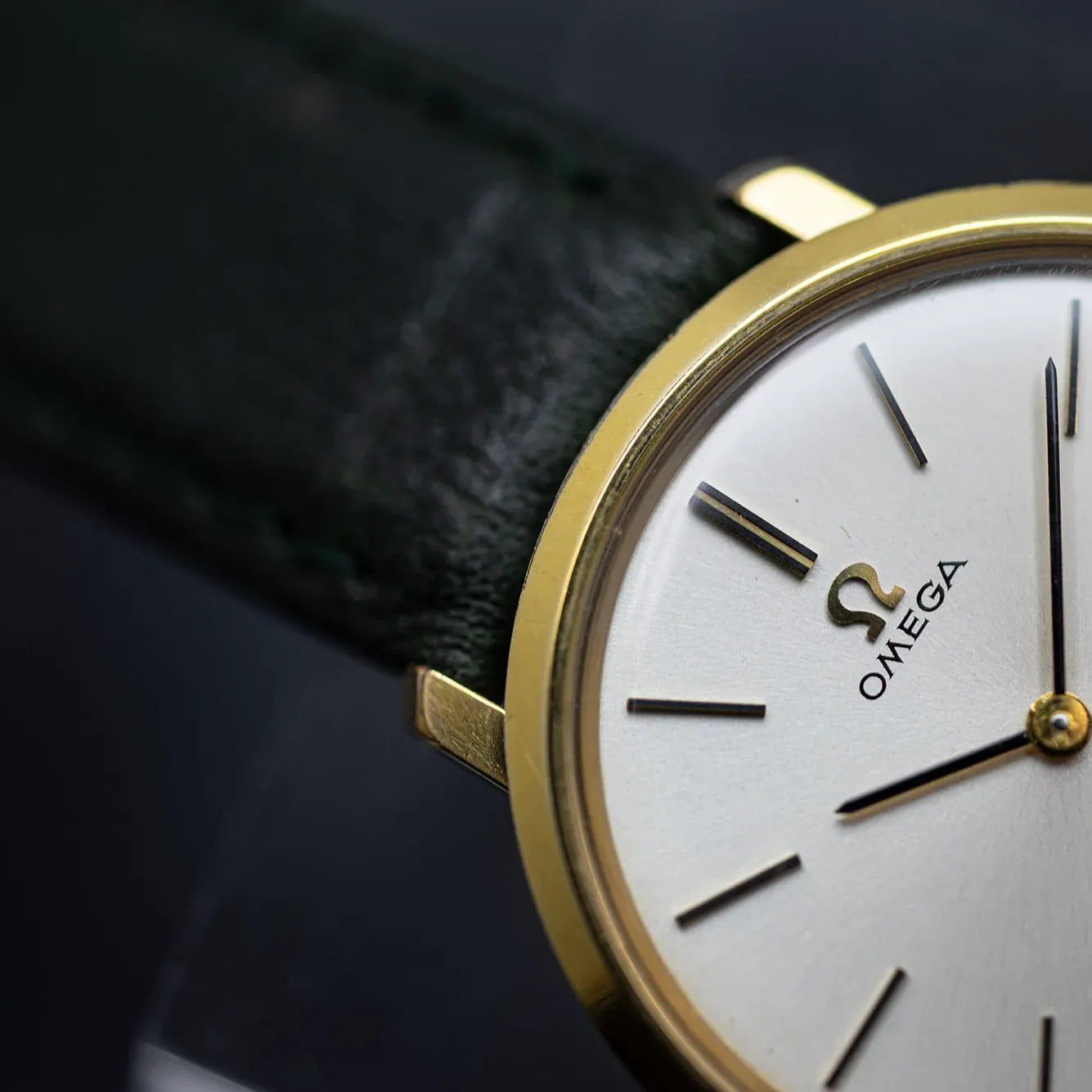 Omega De Ville Ref. 111.077 Cal. 620 – dial close-up
