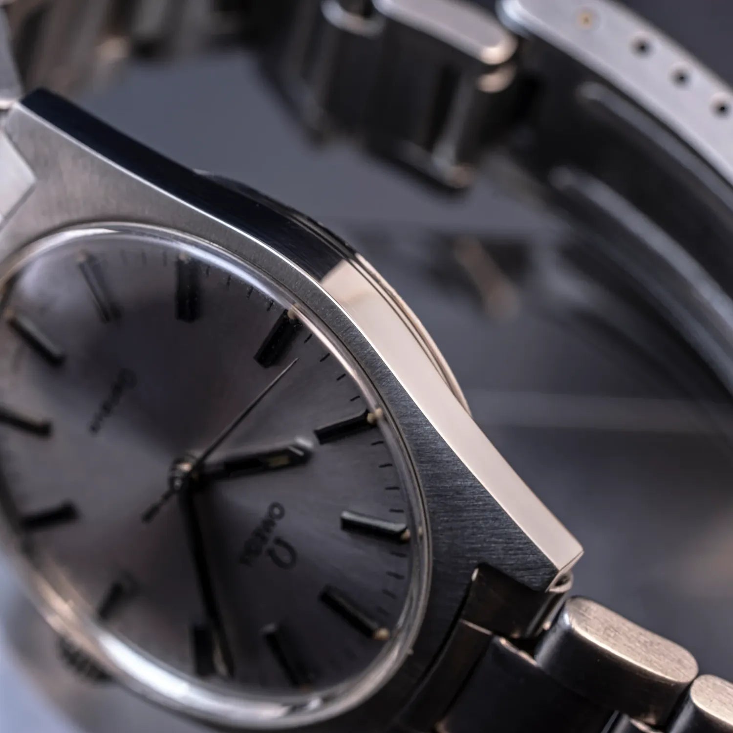 Omega Geneve 135.041 Cal. 601 – back case