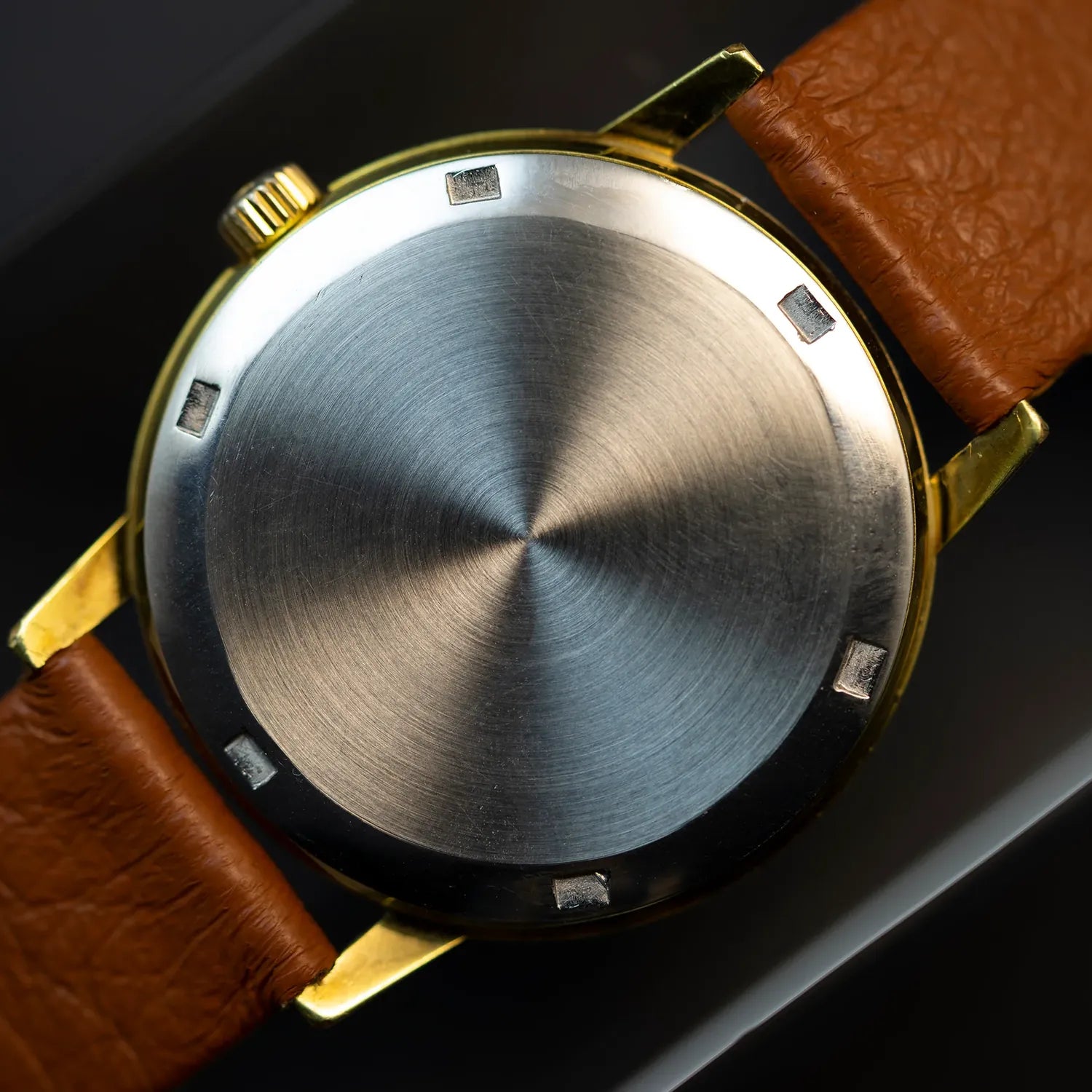 Omega Geneve 136.098 Cal. 613 – side view alternative angle