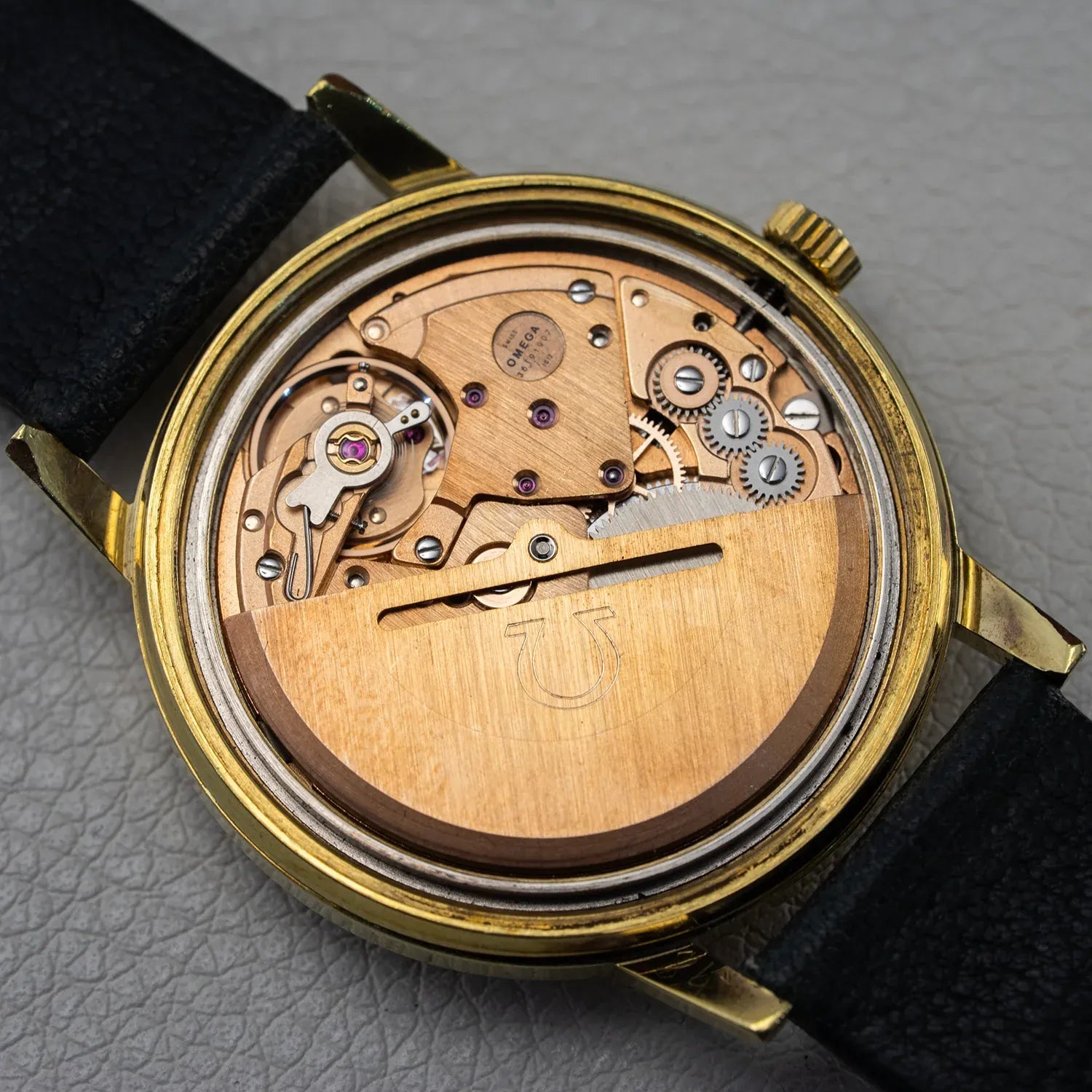 Omega Geneve 166.0163 1012 – dial close-up