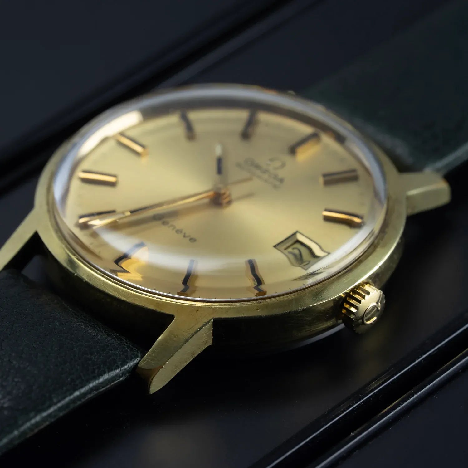 Omega Geneve 166.0163 1012 – side view alternative angle